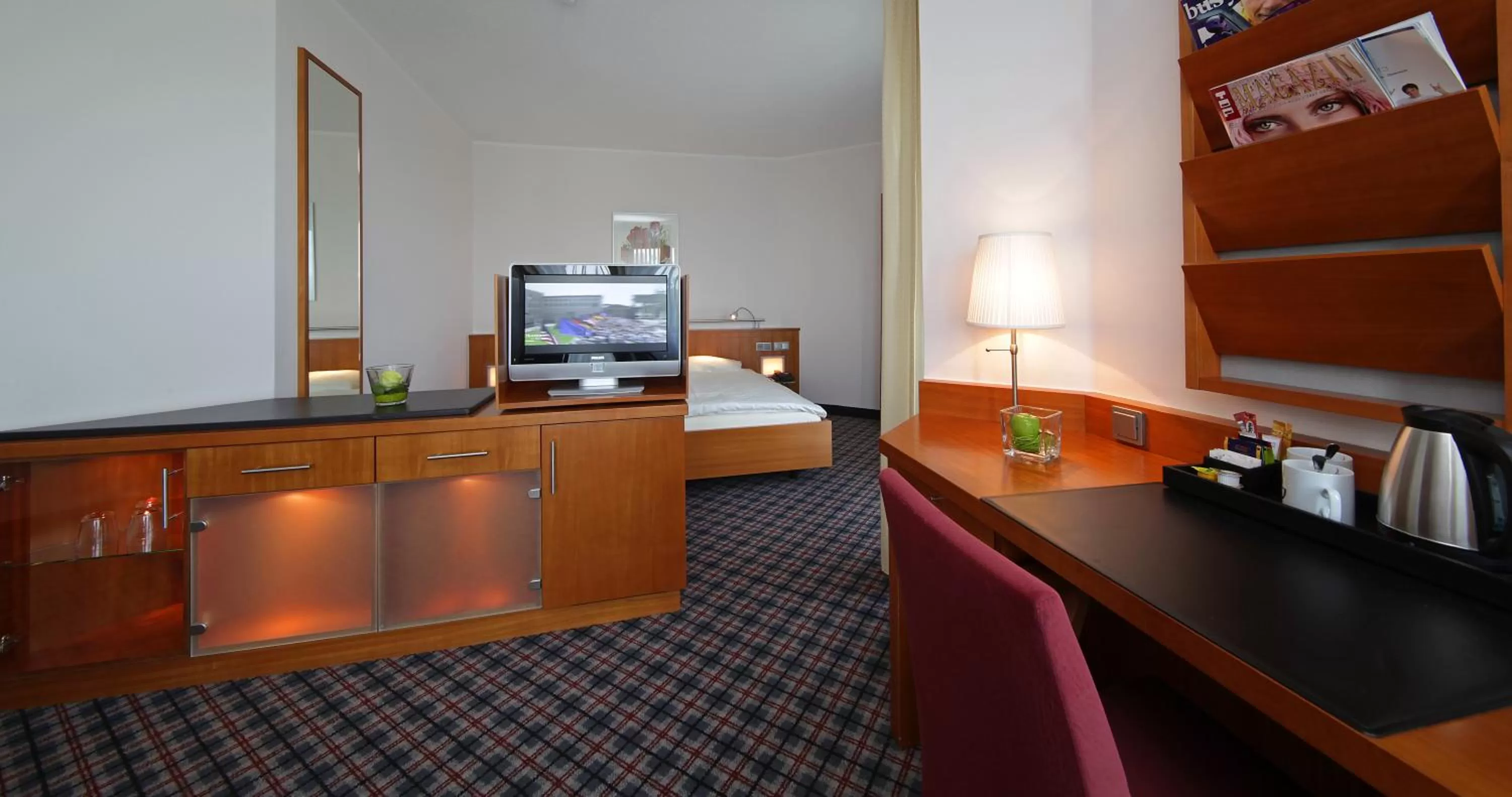TV and multimedia in Mercure Hotel Dortmund Messe