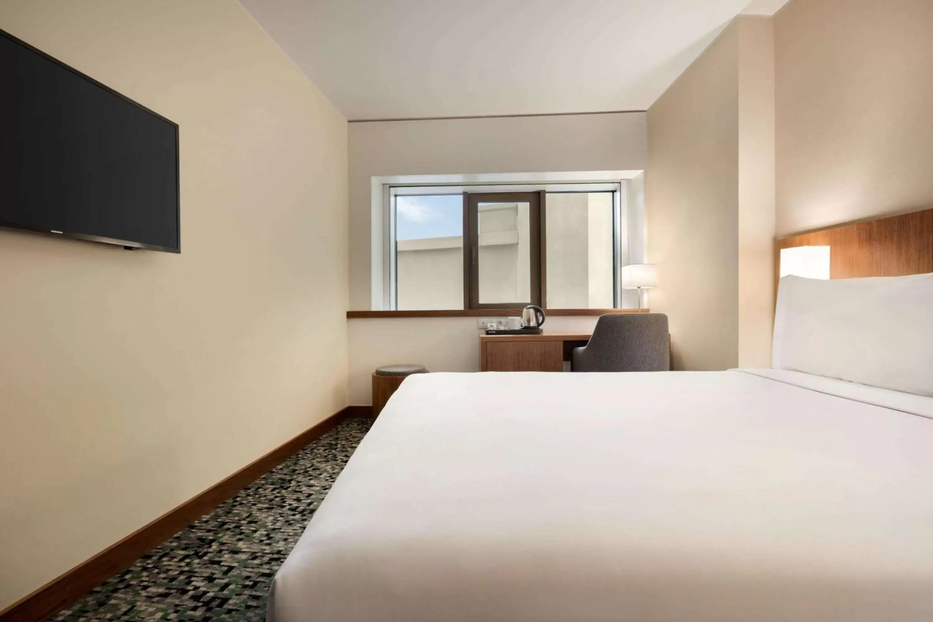Photo of the whole room, Bed in Ramada by Wyndham Lisbon