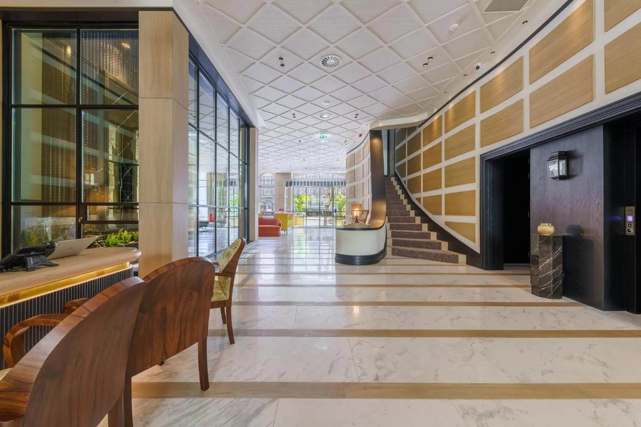 Lobby or reception, Lobby/Reception in The Editory Boulevard Aliados Hotel