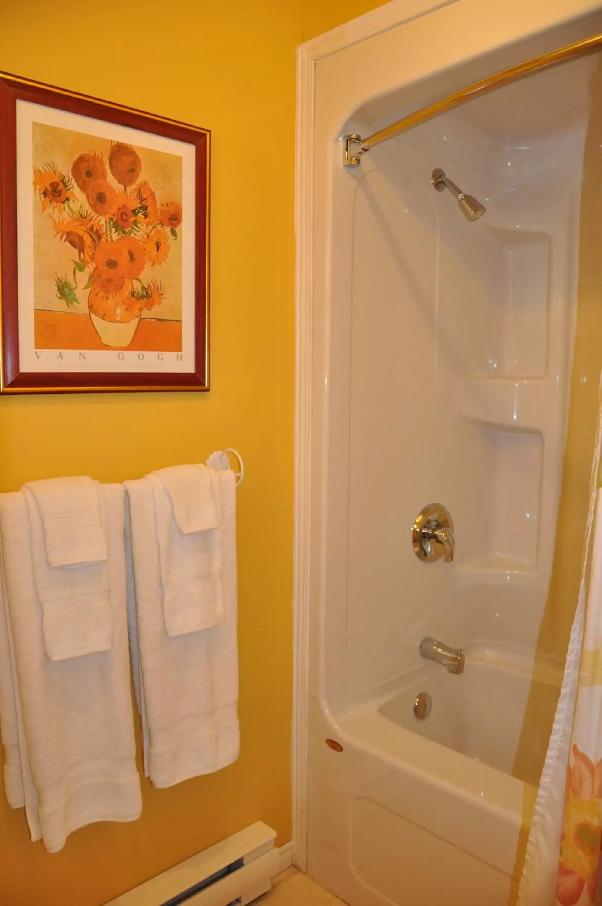 Bathroom in Auberge sur la Côte