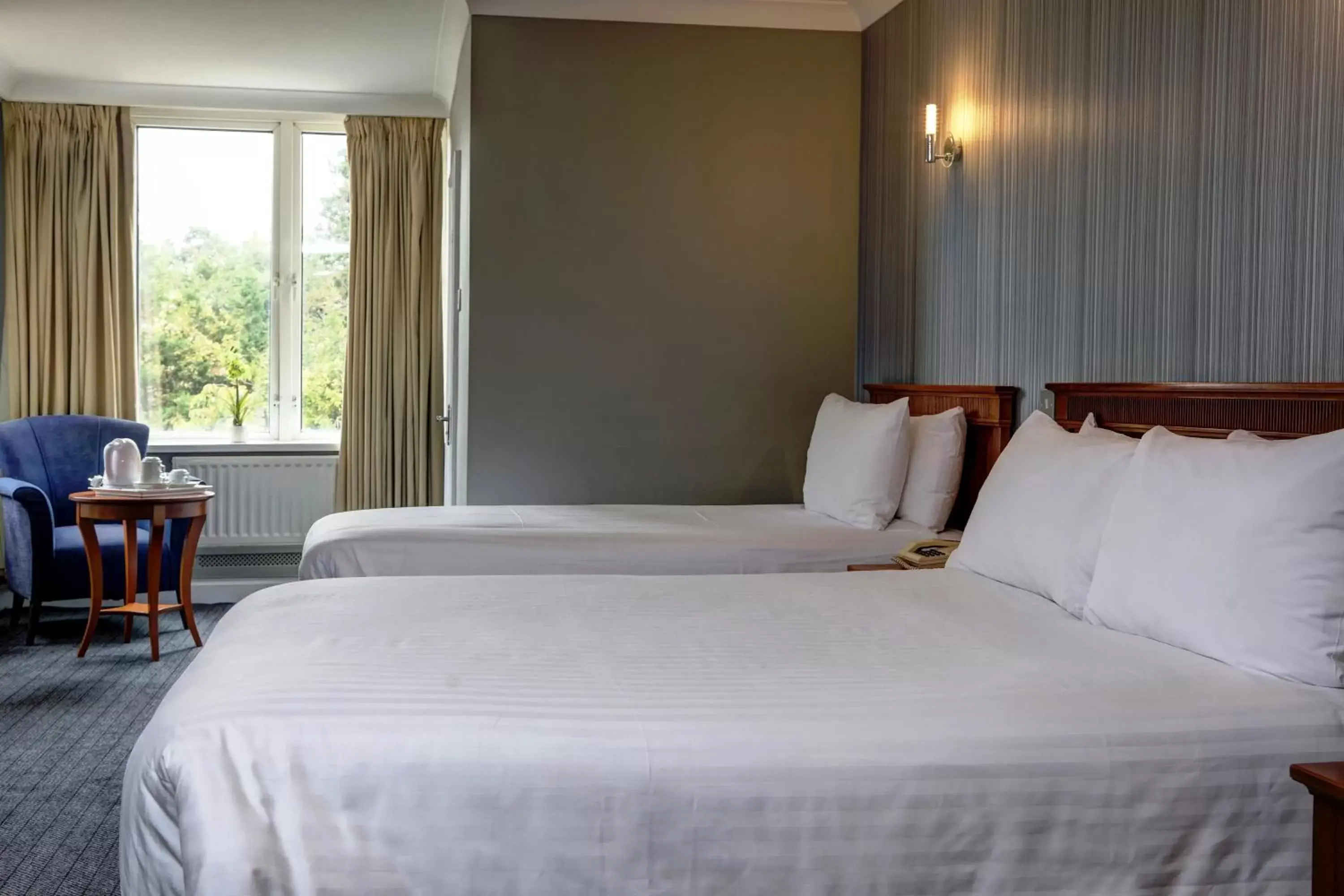 Bedroom, Bed in Best Western Thurrock Hotel