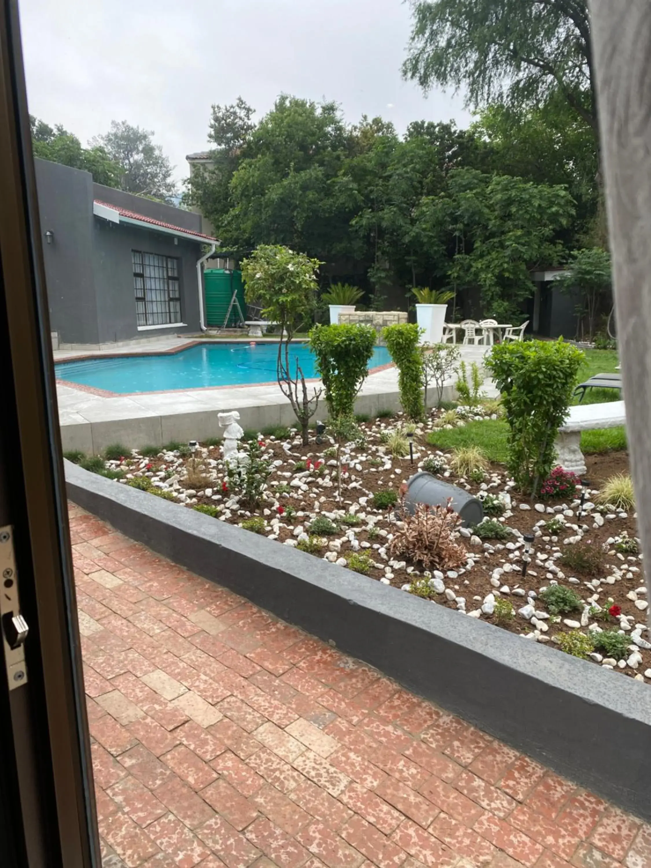 Garden view, Pool View in Marion Lodge