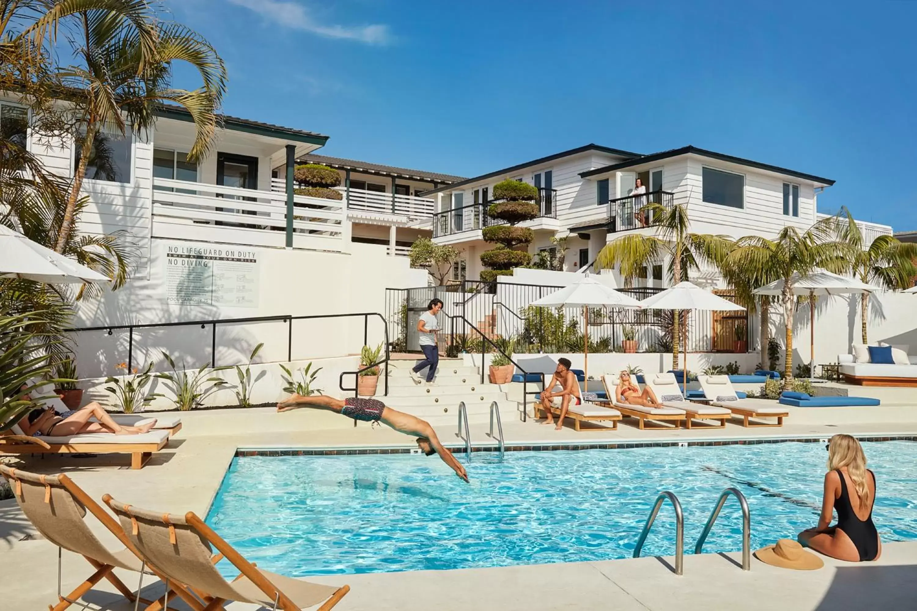 Swimming Pool in Hotel Joaquin