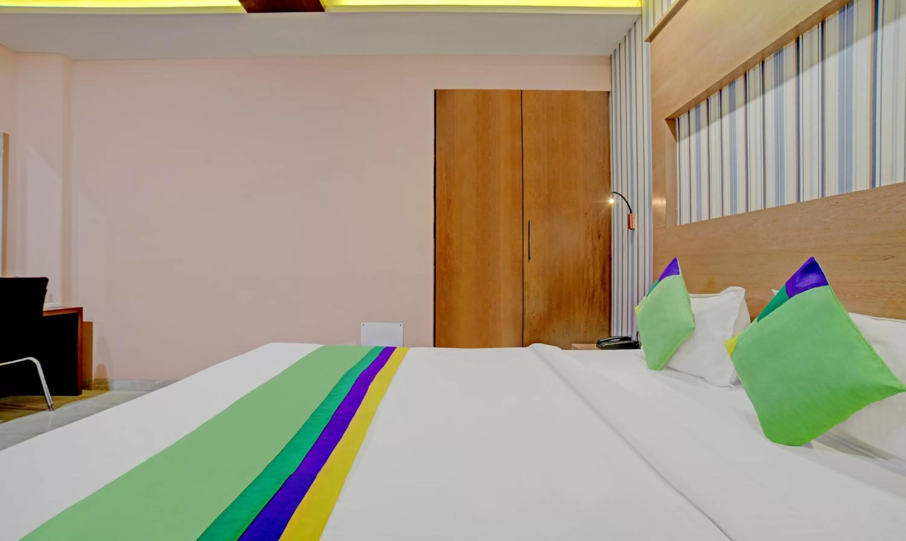 Bed in Treebo Trend Shiv Chhaya Vijay Nagar