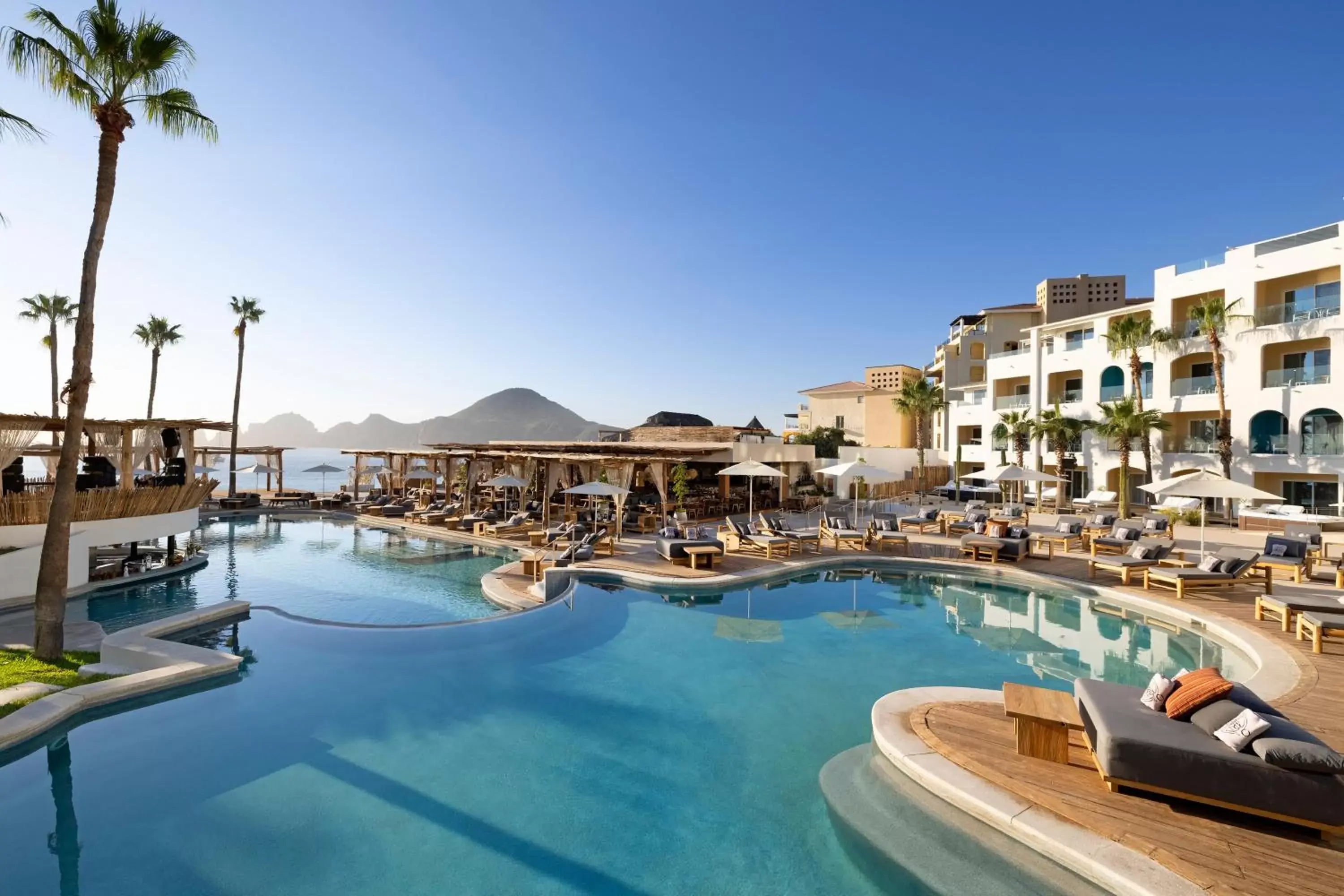 Pool view, Swimming Pool in ME Cabo