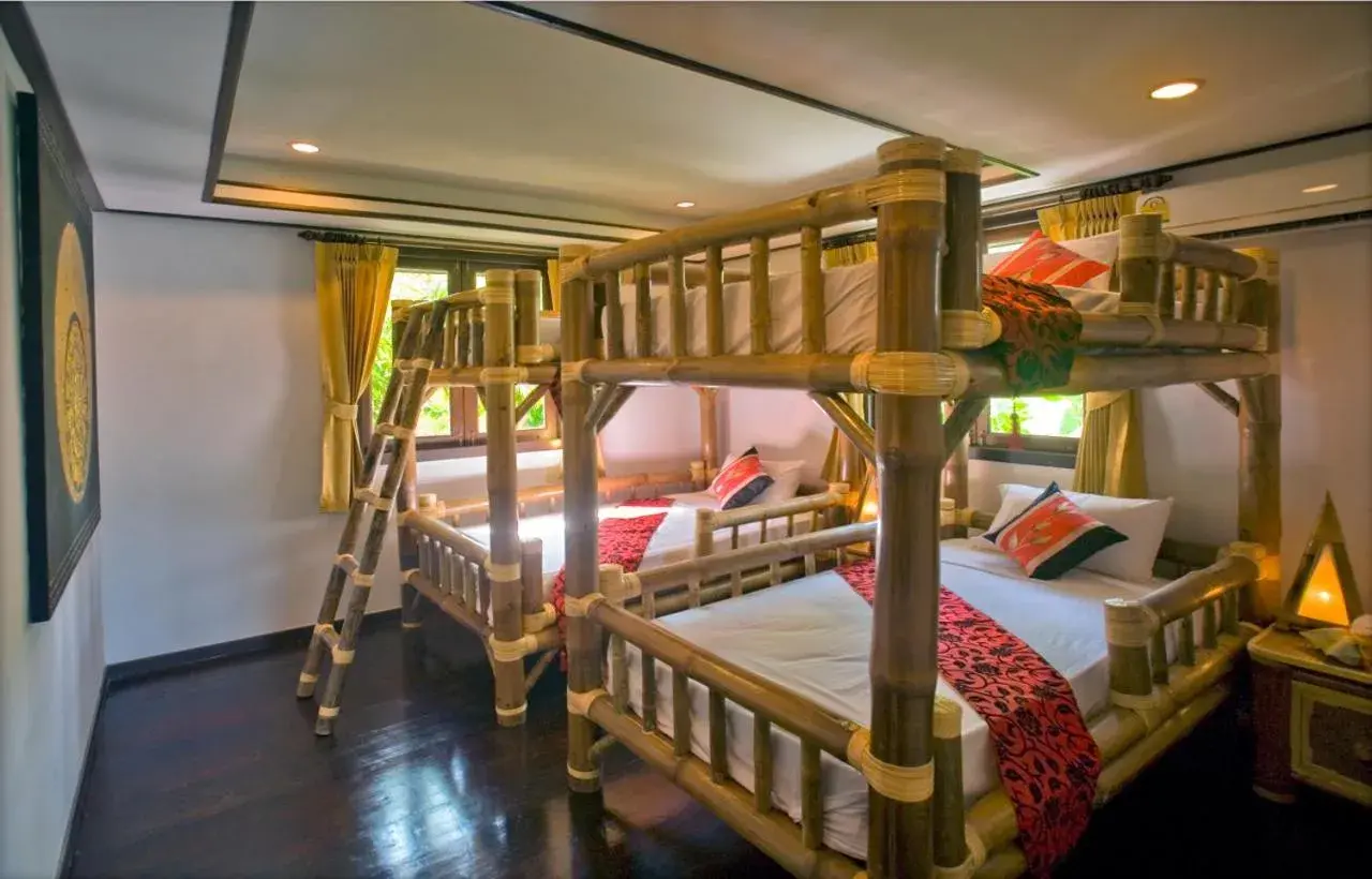 Bed, Bunk Bed in Paradise Island Estate