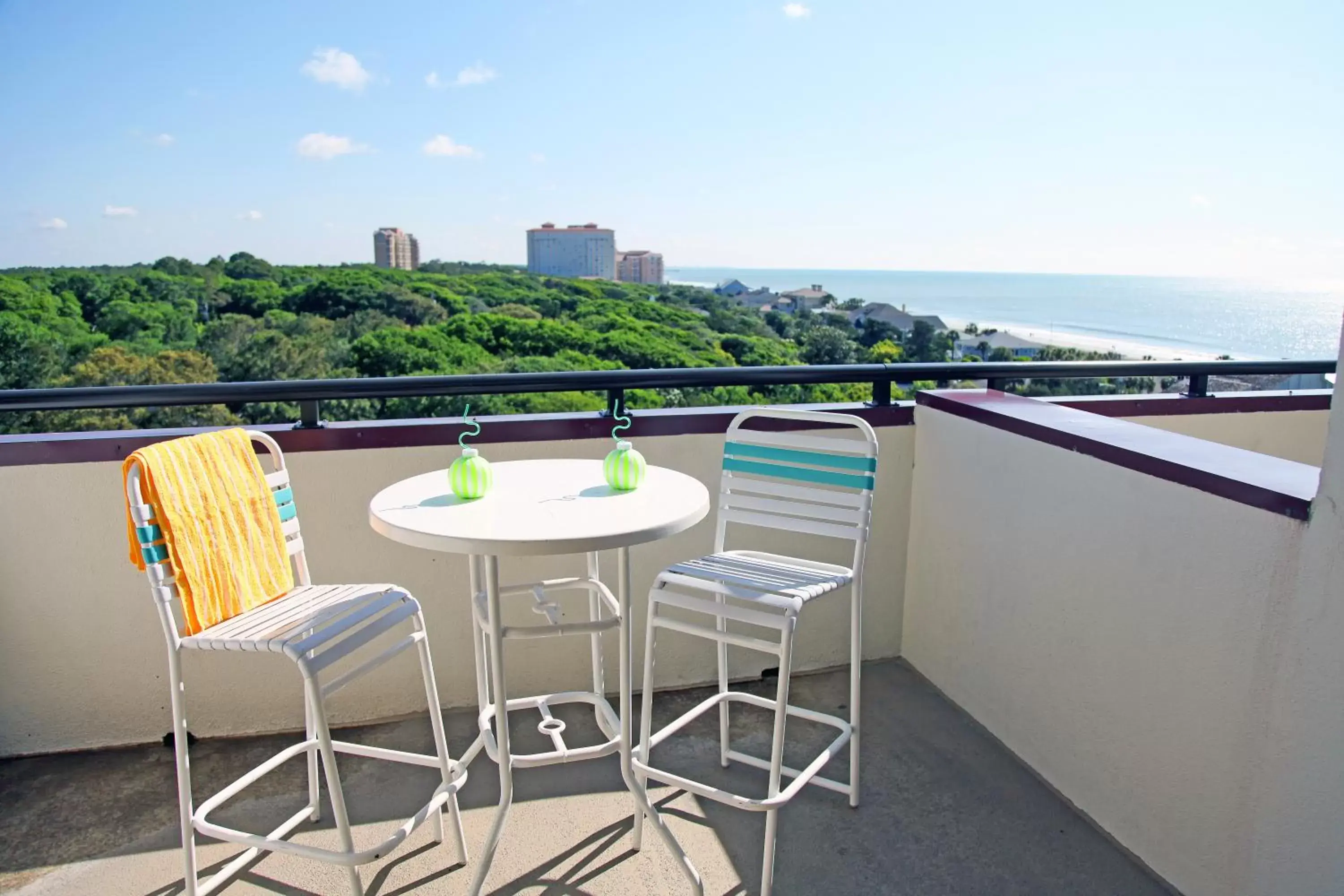 View (from property/room), Balcony/Terrace in Grande Shores Ocean Resorts Condominiums