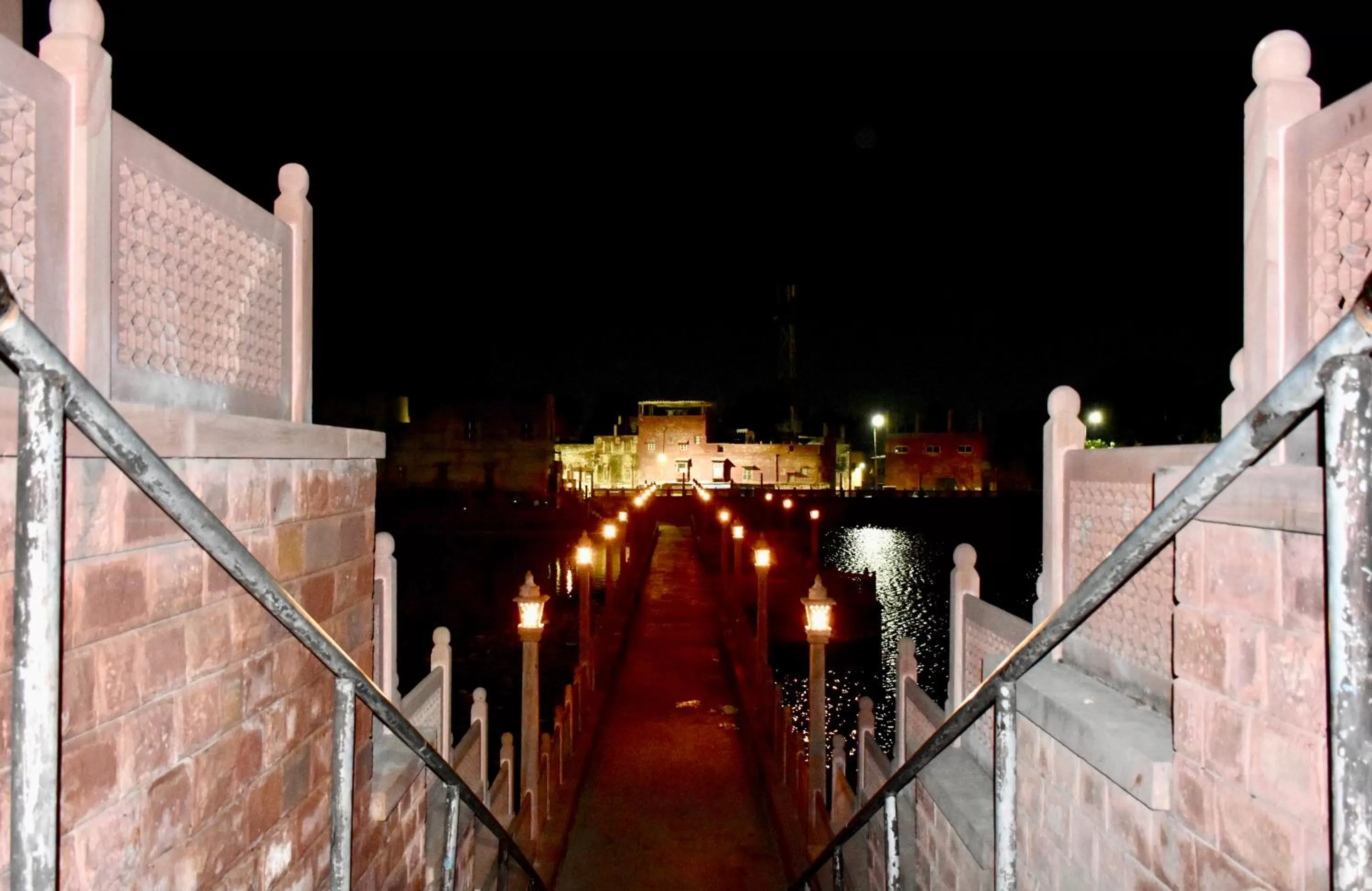 Nearby landmark in Kankariya Heritage