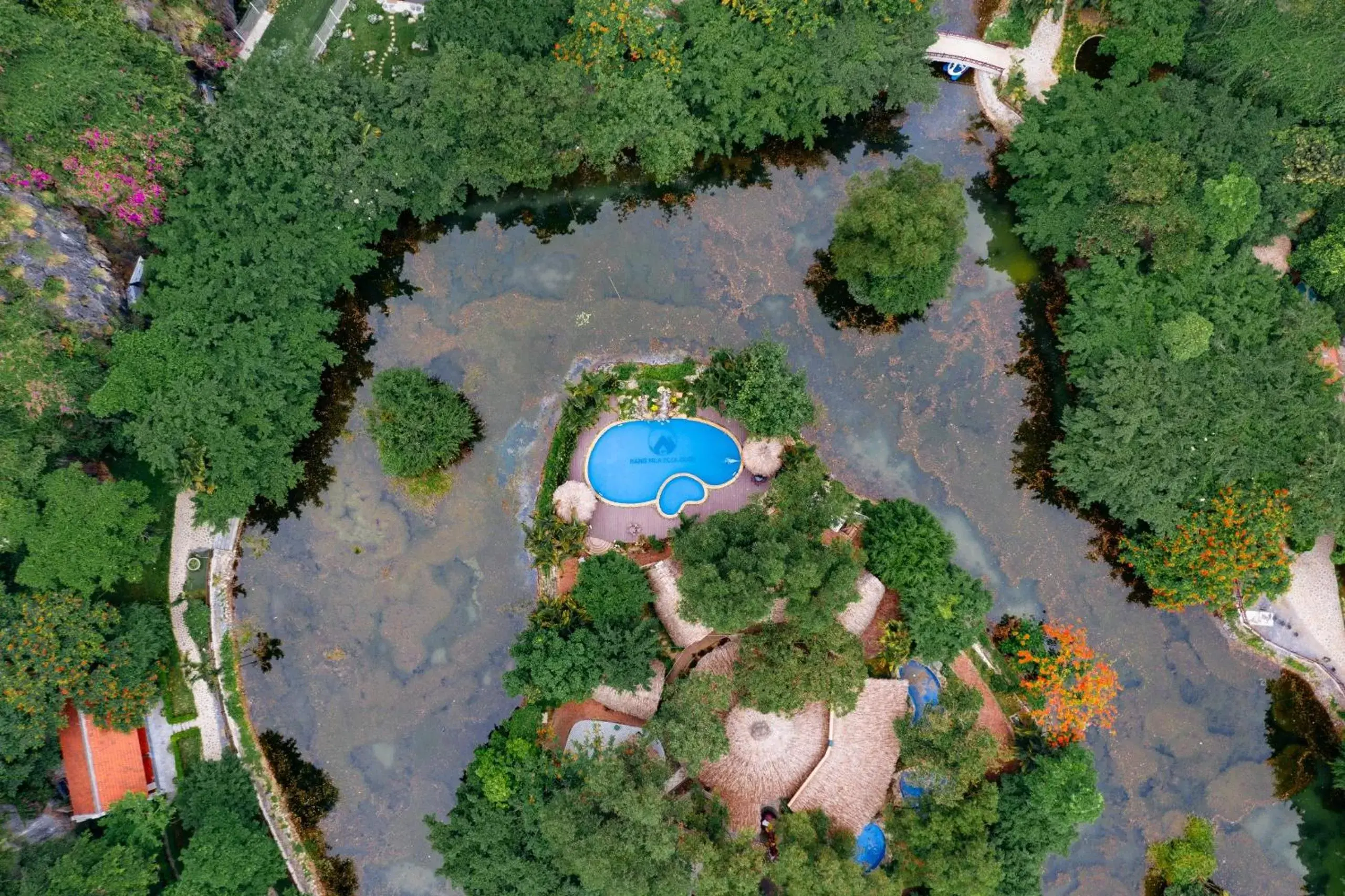 Bird's eye view, Bird's-eye View in Mua Caves Ecolodge (Hang Mua)