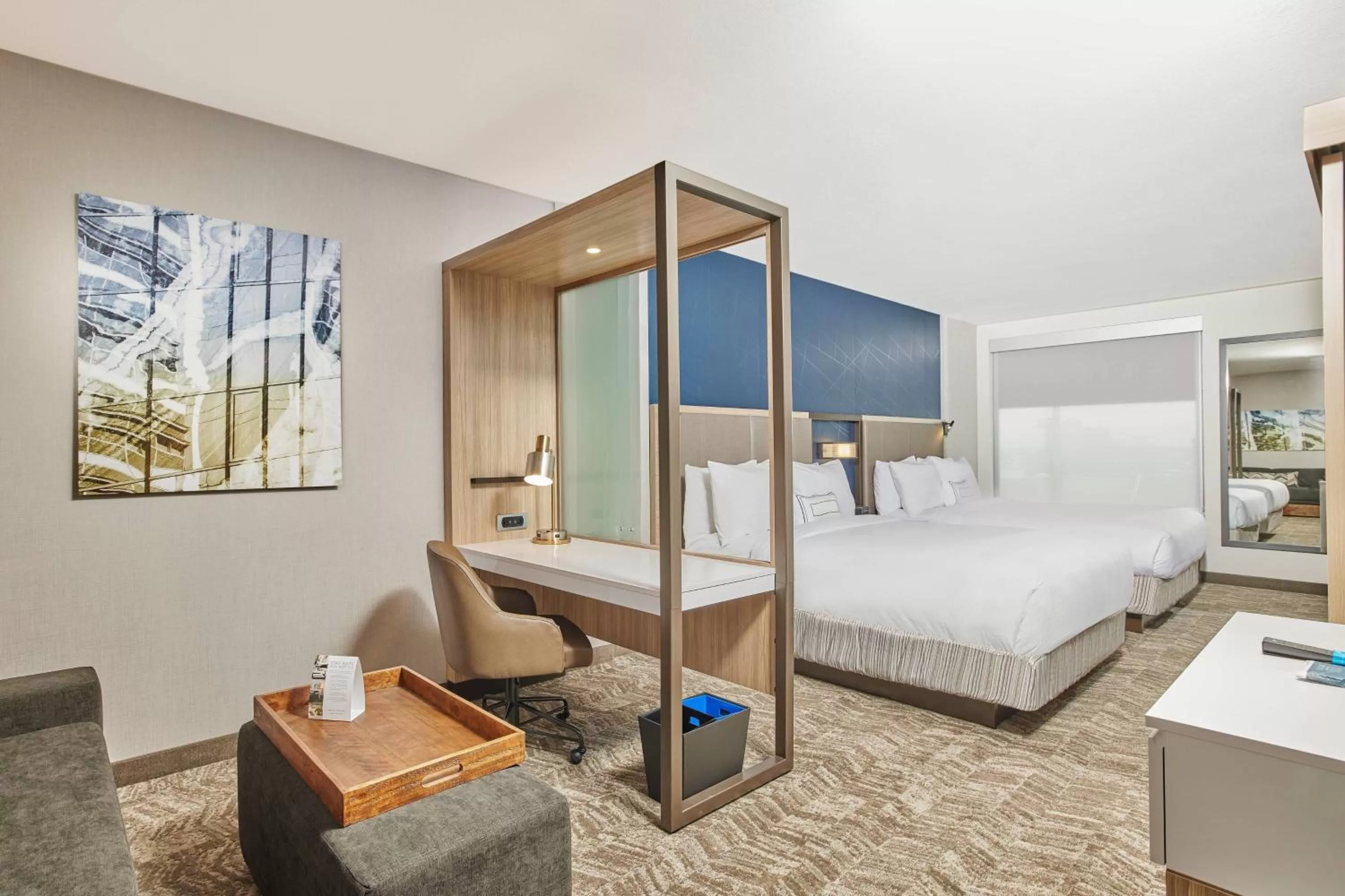 Bedroom, Bed in SpringHill Suites by Marriott Chicago Chinatown