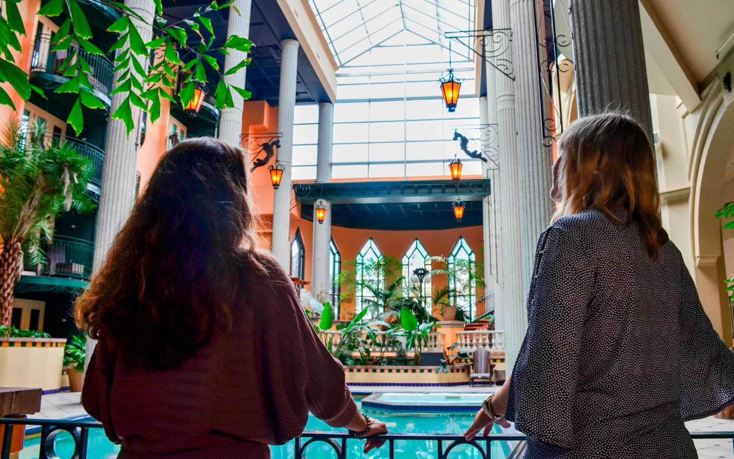 Pool view in Hôtel Plaza Québec par JARO