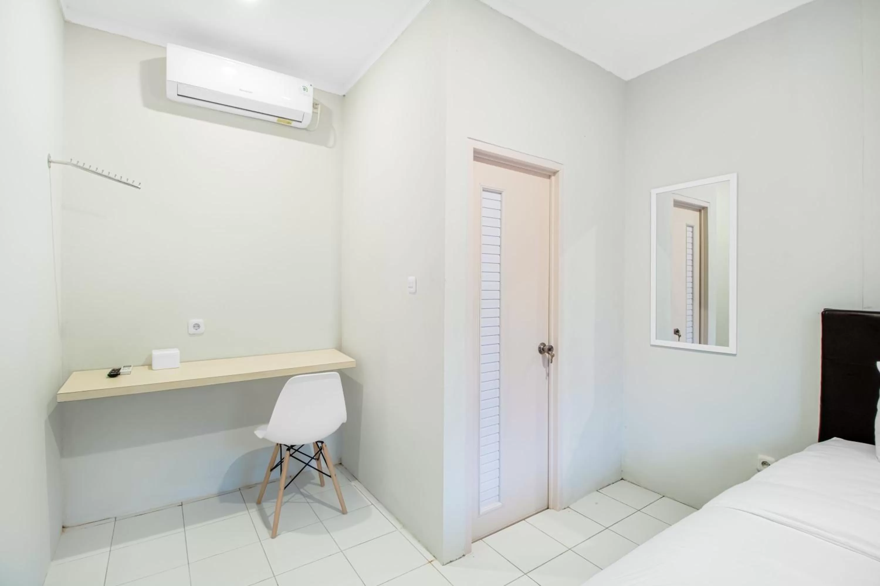 Photo of the whole room in Urban24 Syariah Depok