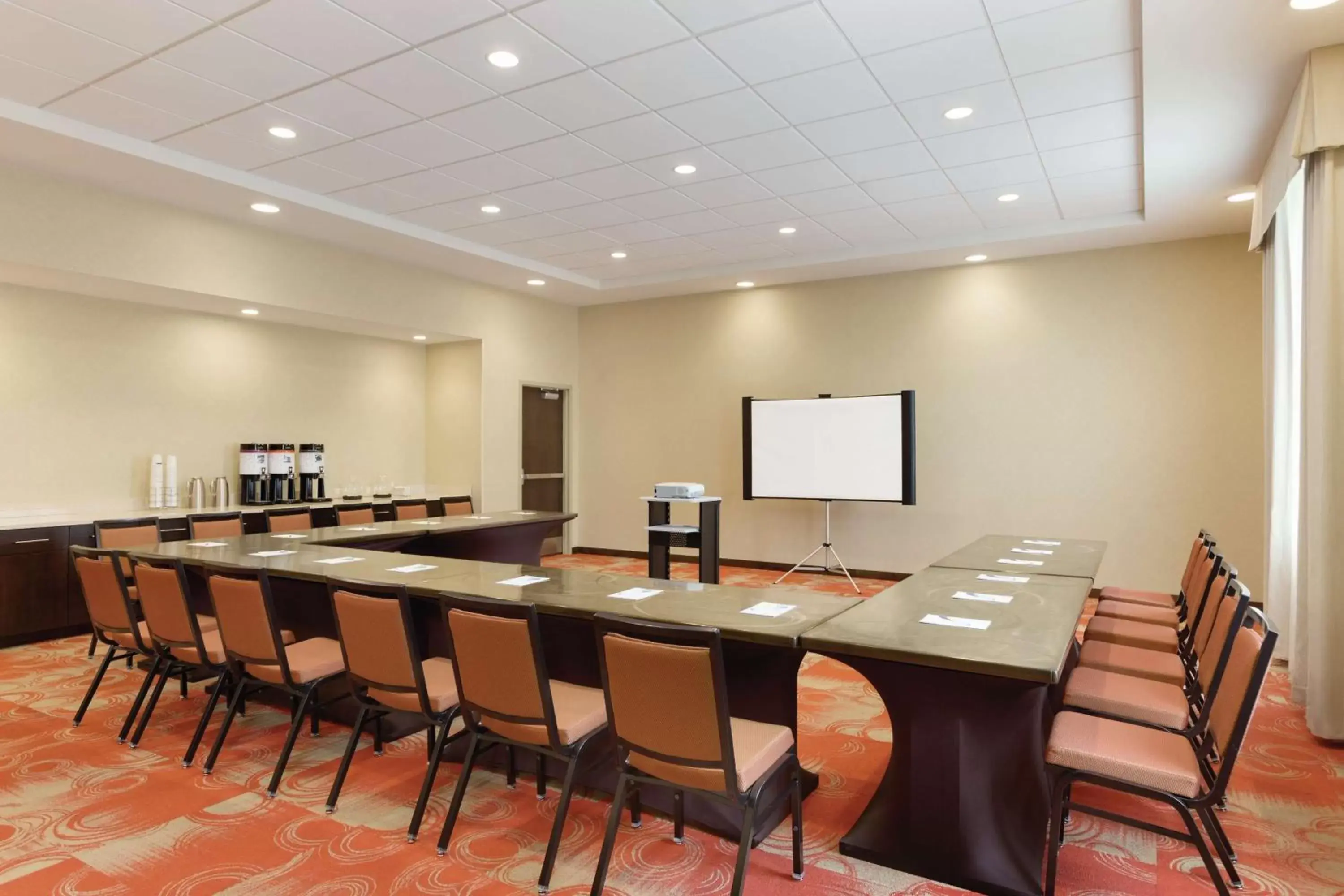 Meeting/conference room in Hampton Inn, St. Albans Vt
