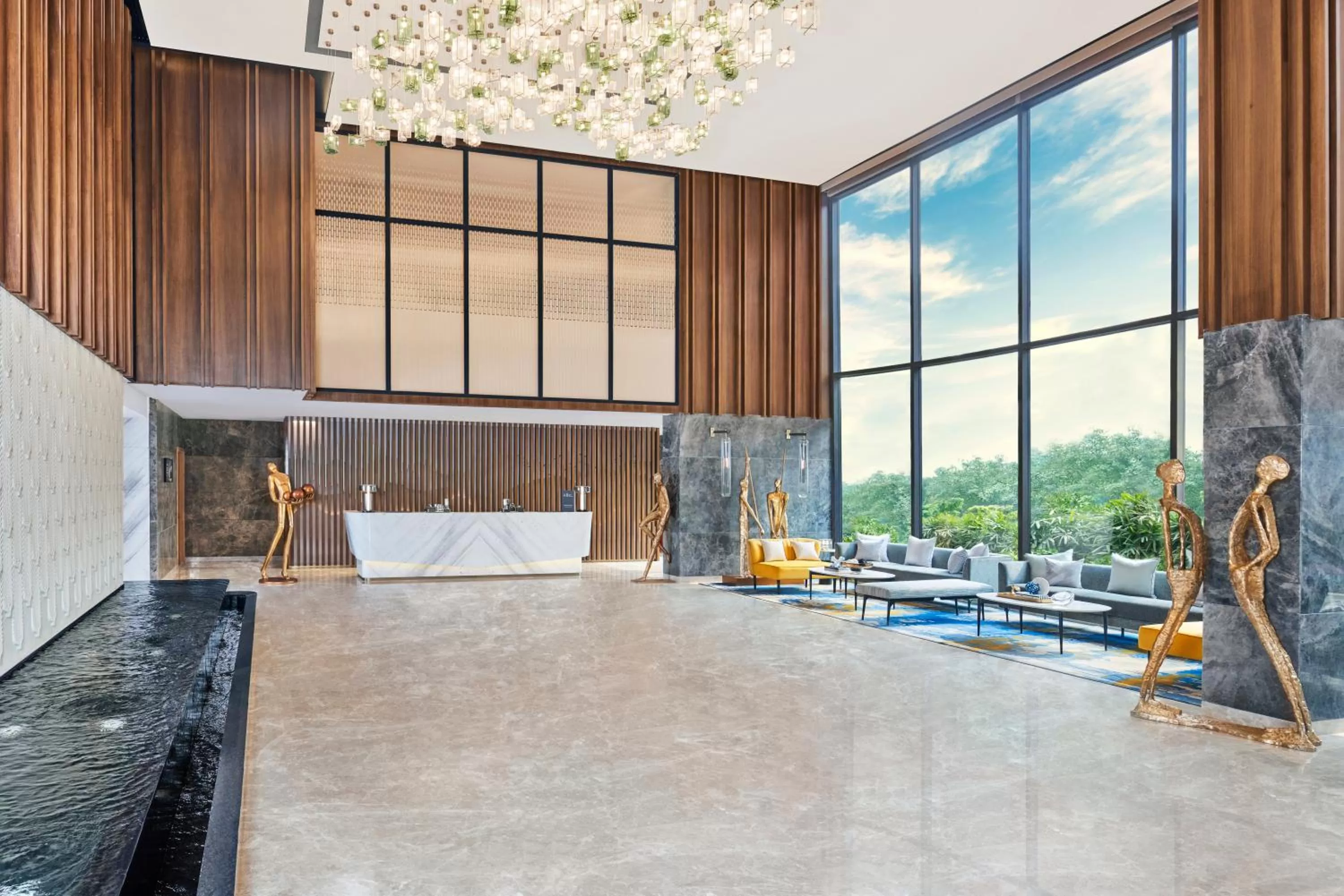 Lobby or reception in Novotel Mumbai International Airport