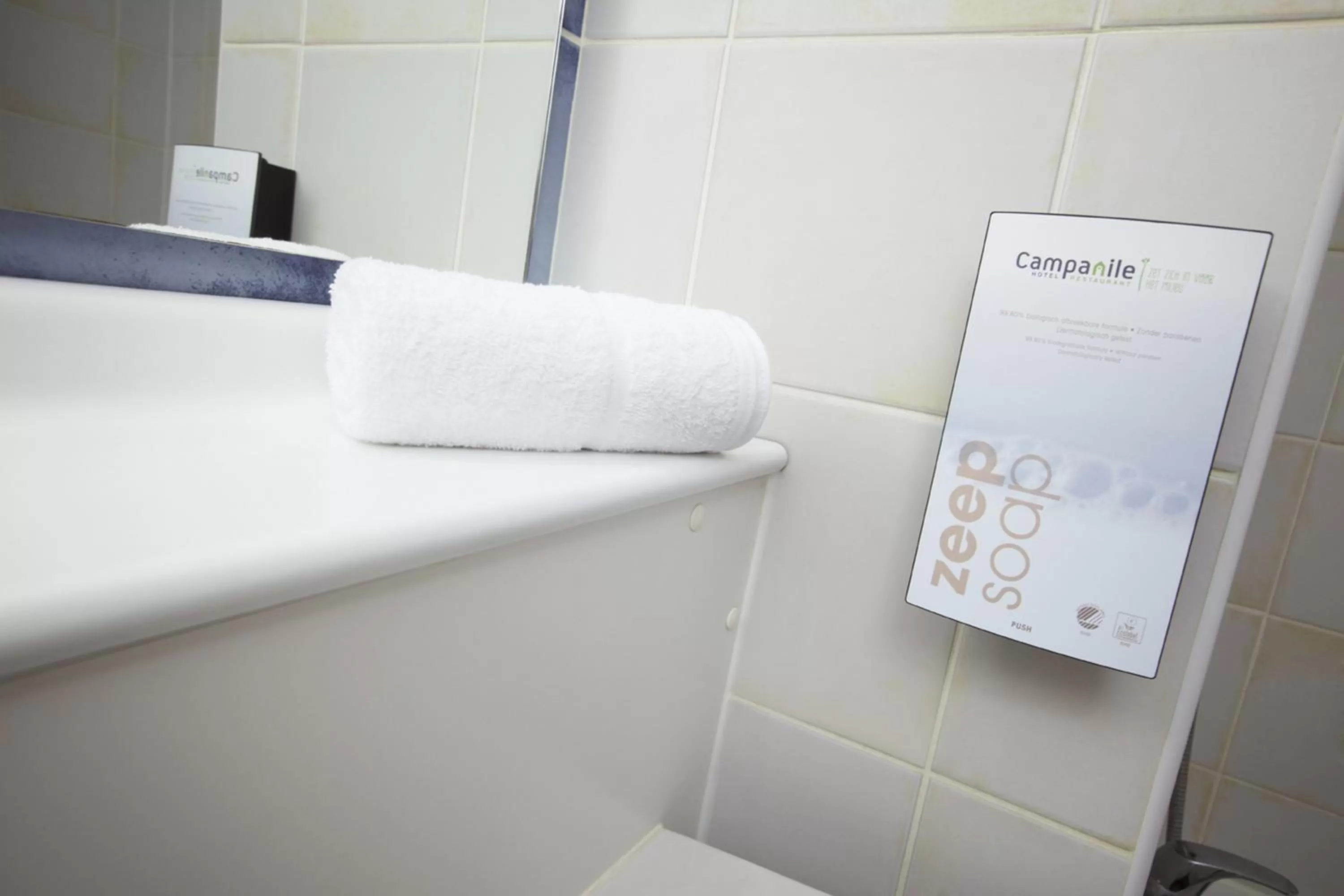 Bathroom in Campanile Hotel & Restaurant Brussels Vilvoorde