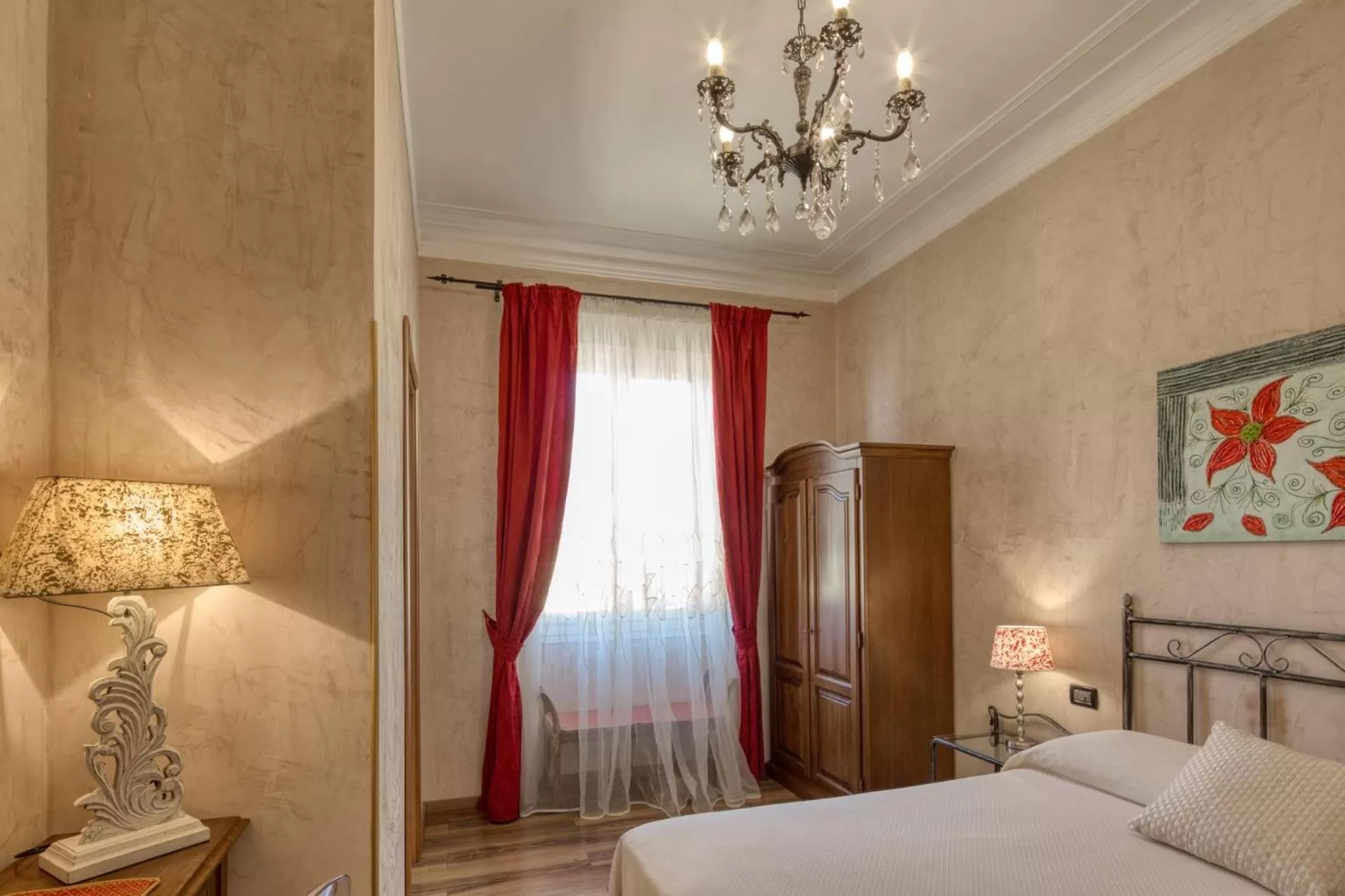 Photo of the whole room, Bed in Locanda Villa Moderna
