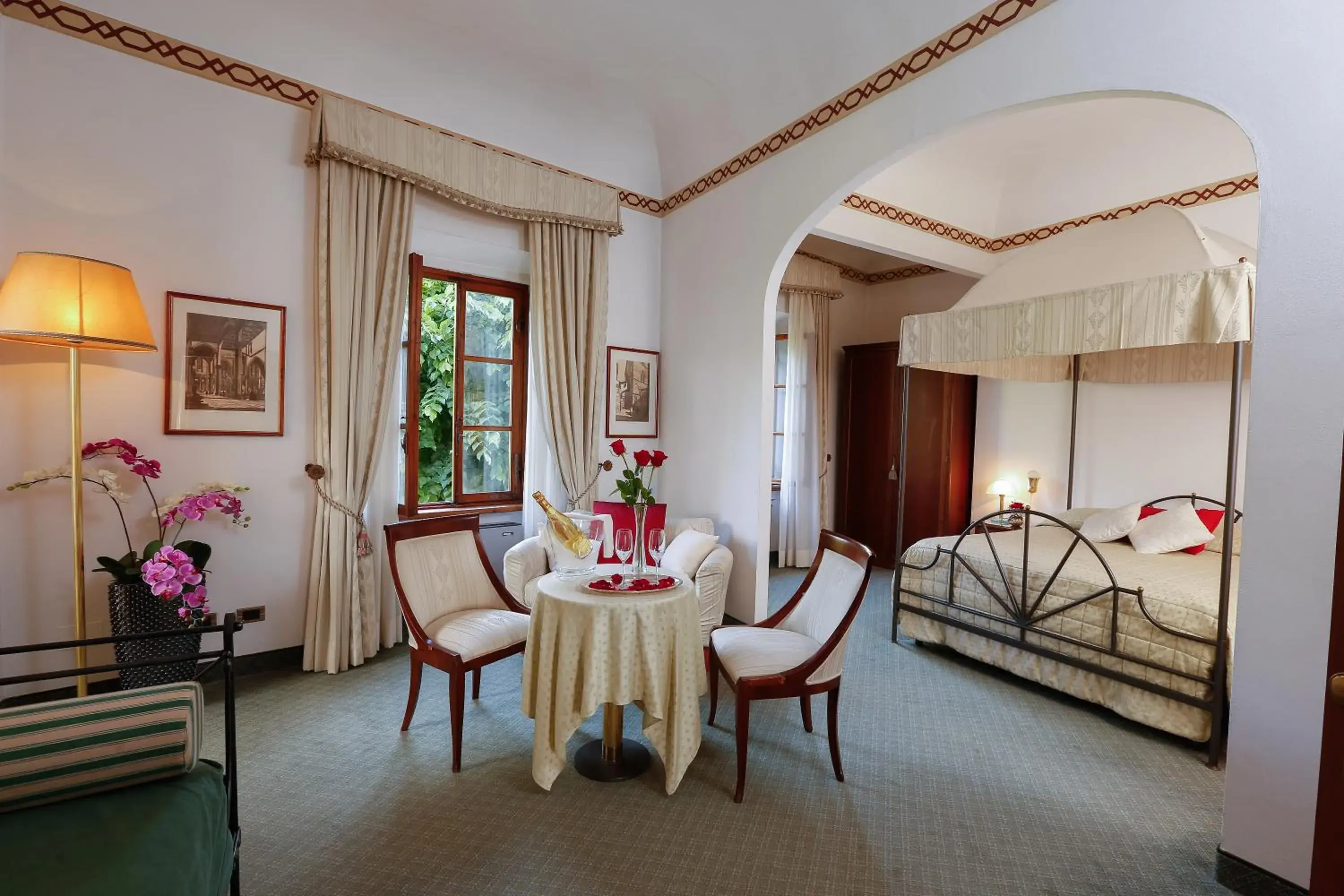 Photo of the whole room in Hotel Villa San Lucchese