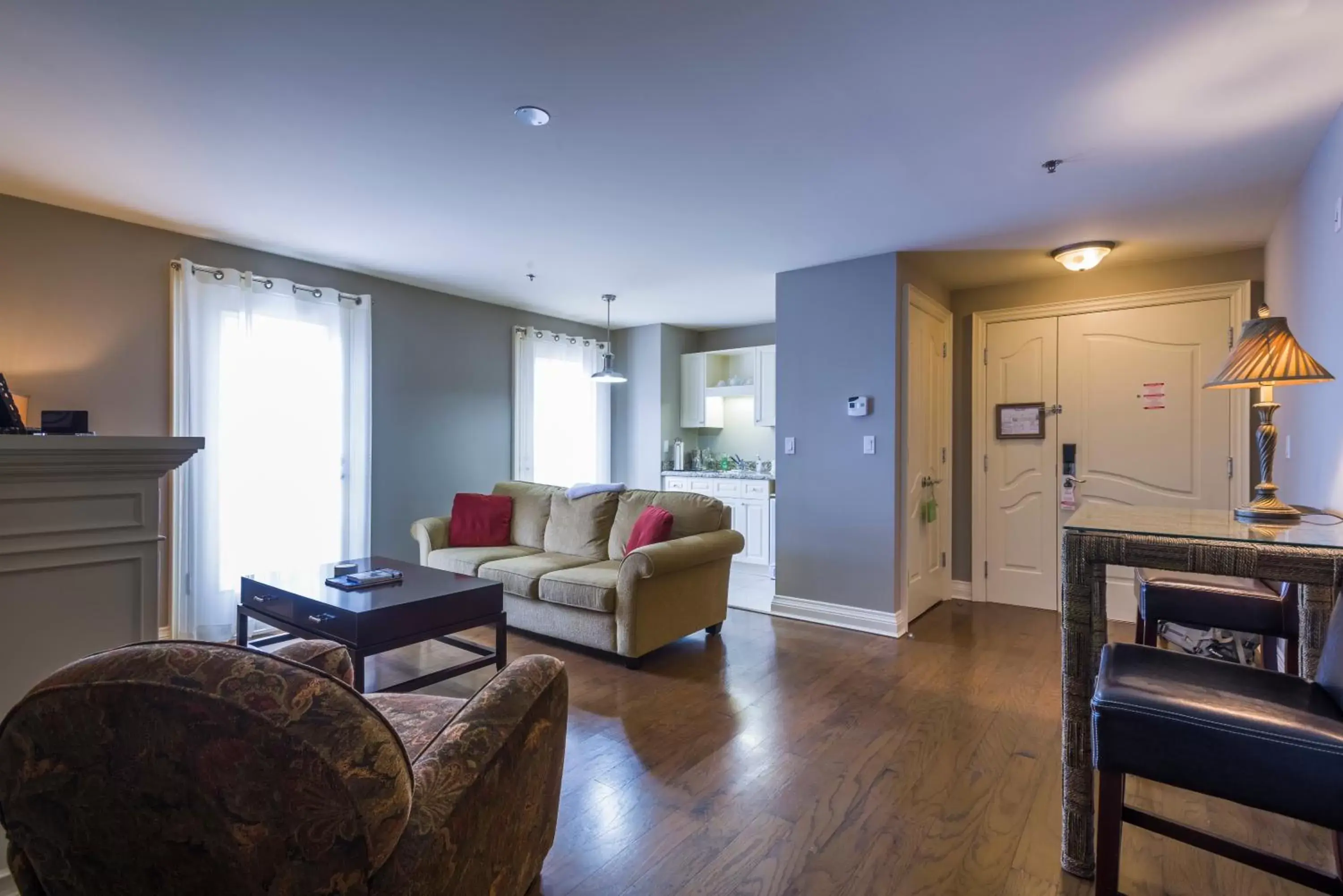 Living room, Seating Area in Rawley Resort, Spa & Marina