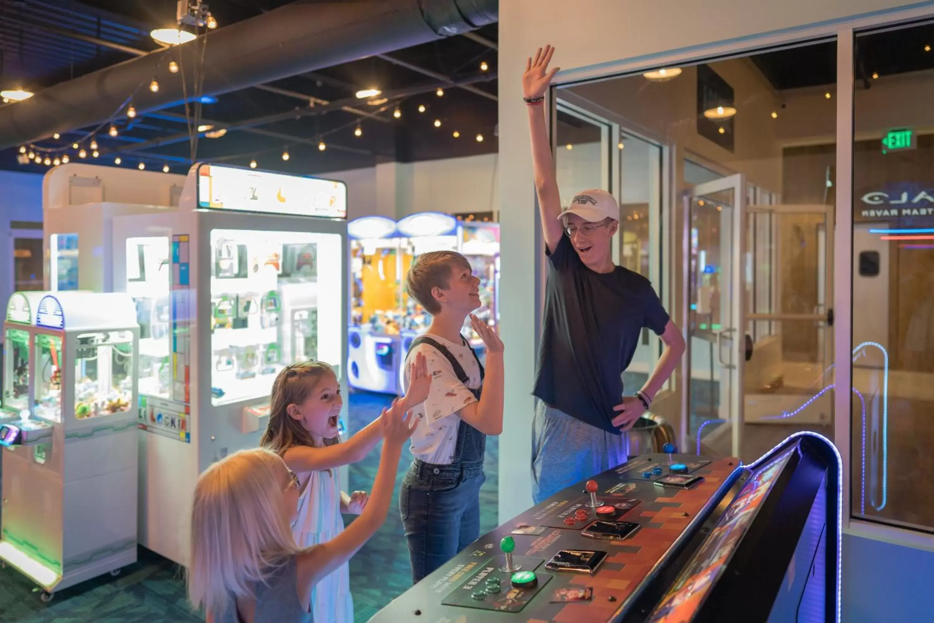 Entertainment in The Lodge at Camp Margaritaville