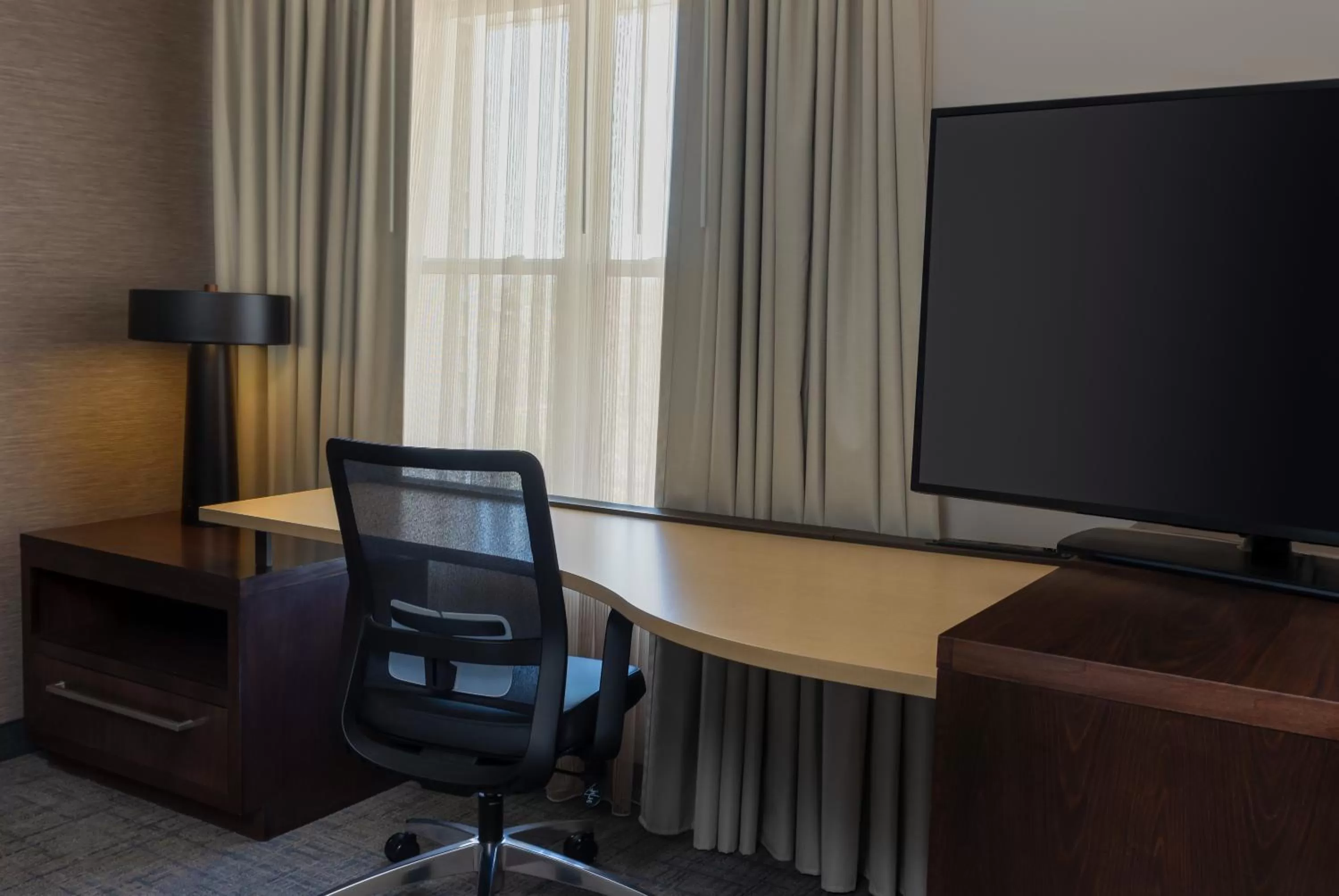 TV and multimedia in Residence Inn Largo Medical Center Drive