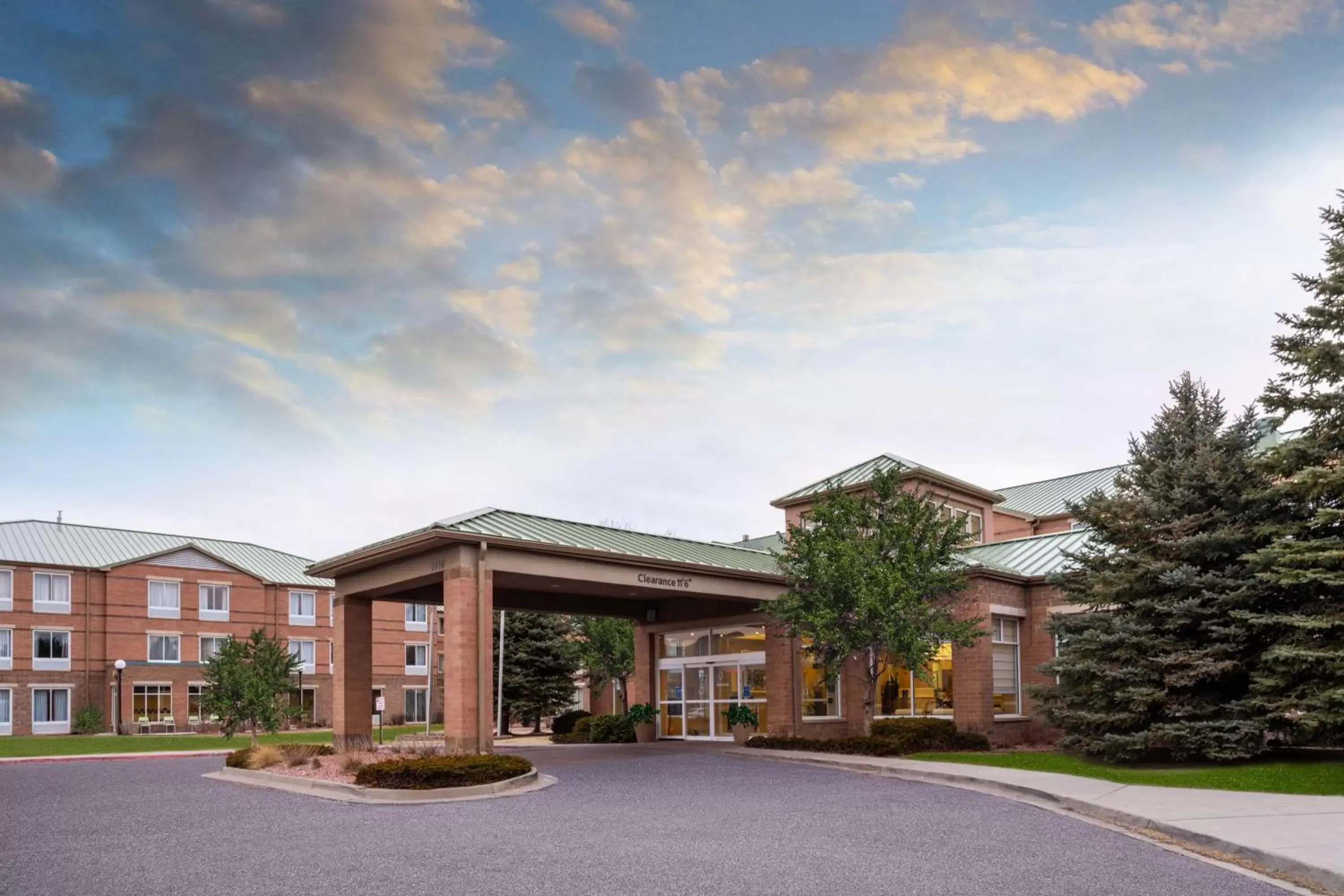 Property Building in Hilton Garden Inn Colorado Springs