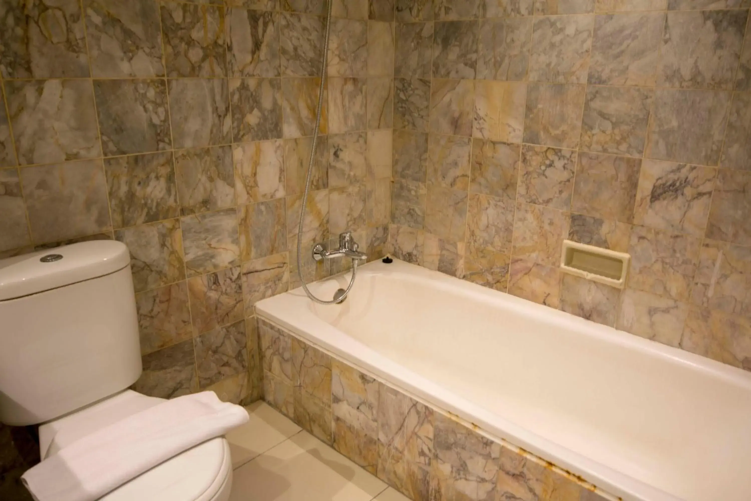 Bath, Bathroom in Maharani Beach Hotel