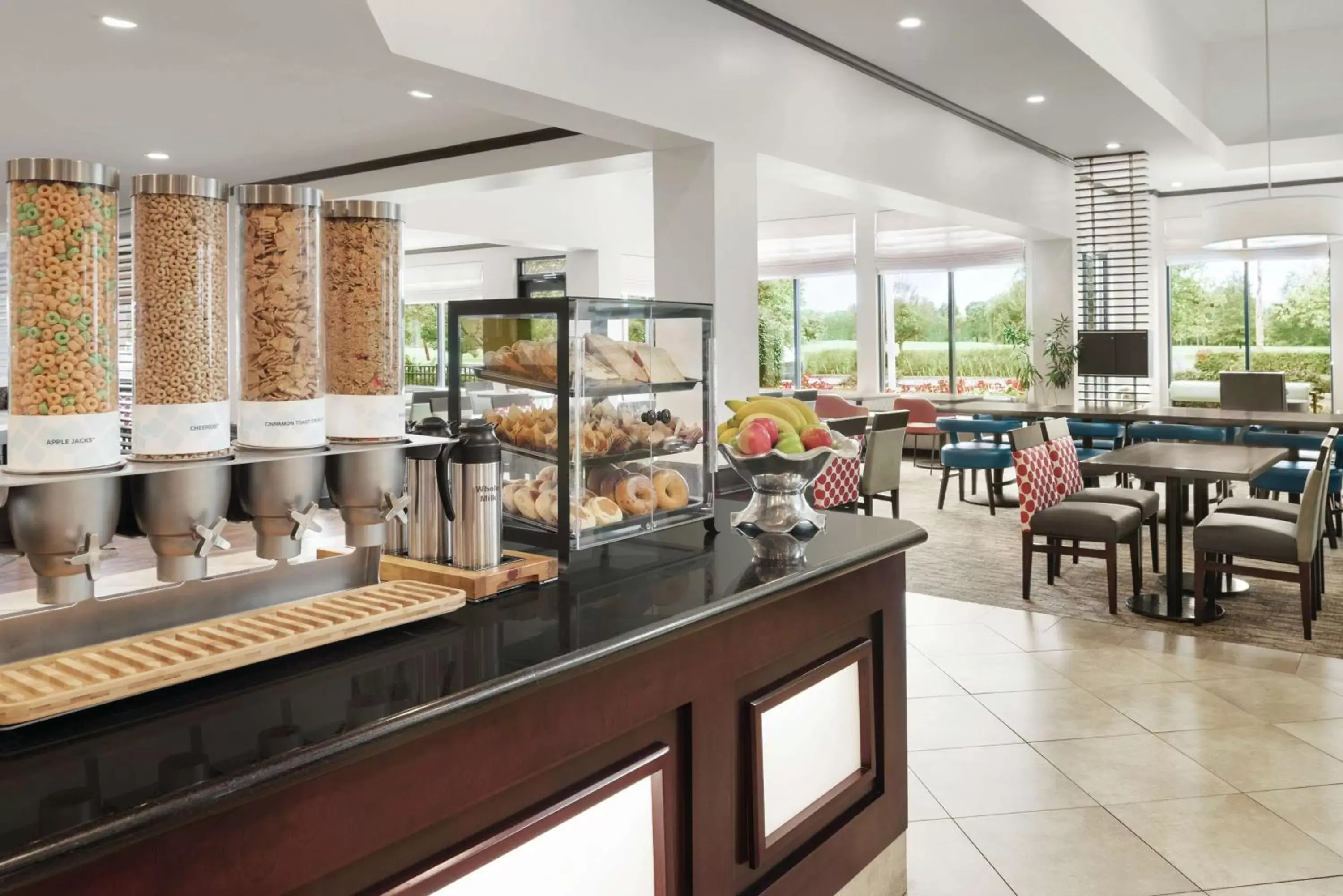 Breakfast, Restaurant/Places to Eat in Hilton Garden Inn South Bend