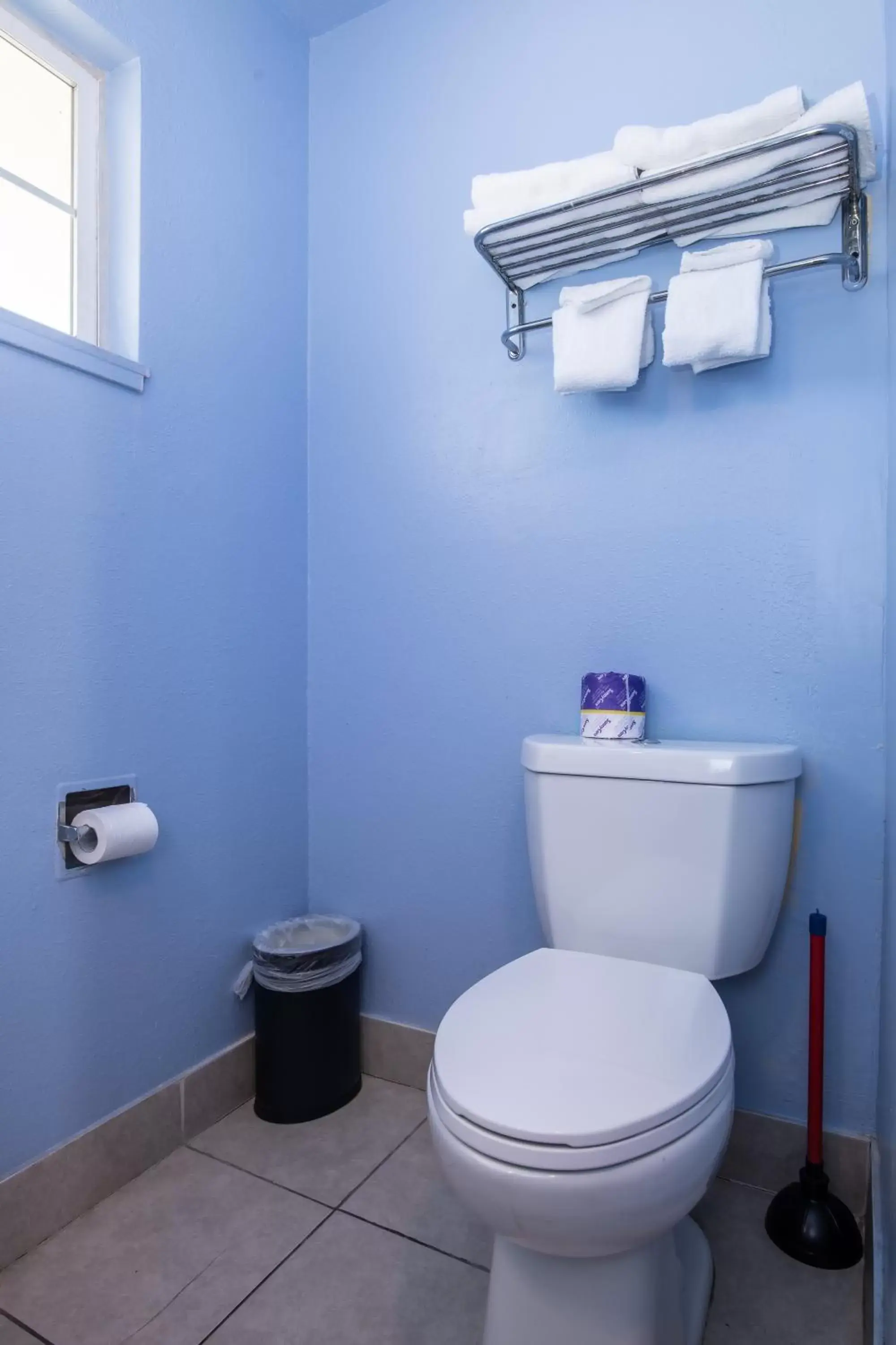 Aqua Breeze Inn Aqua Breeze Inn