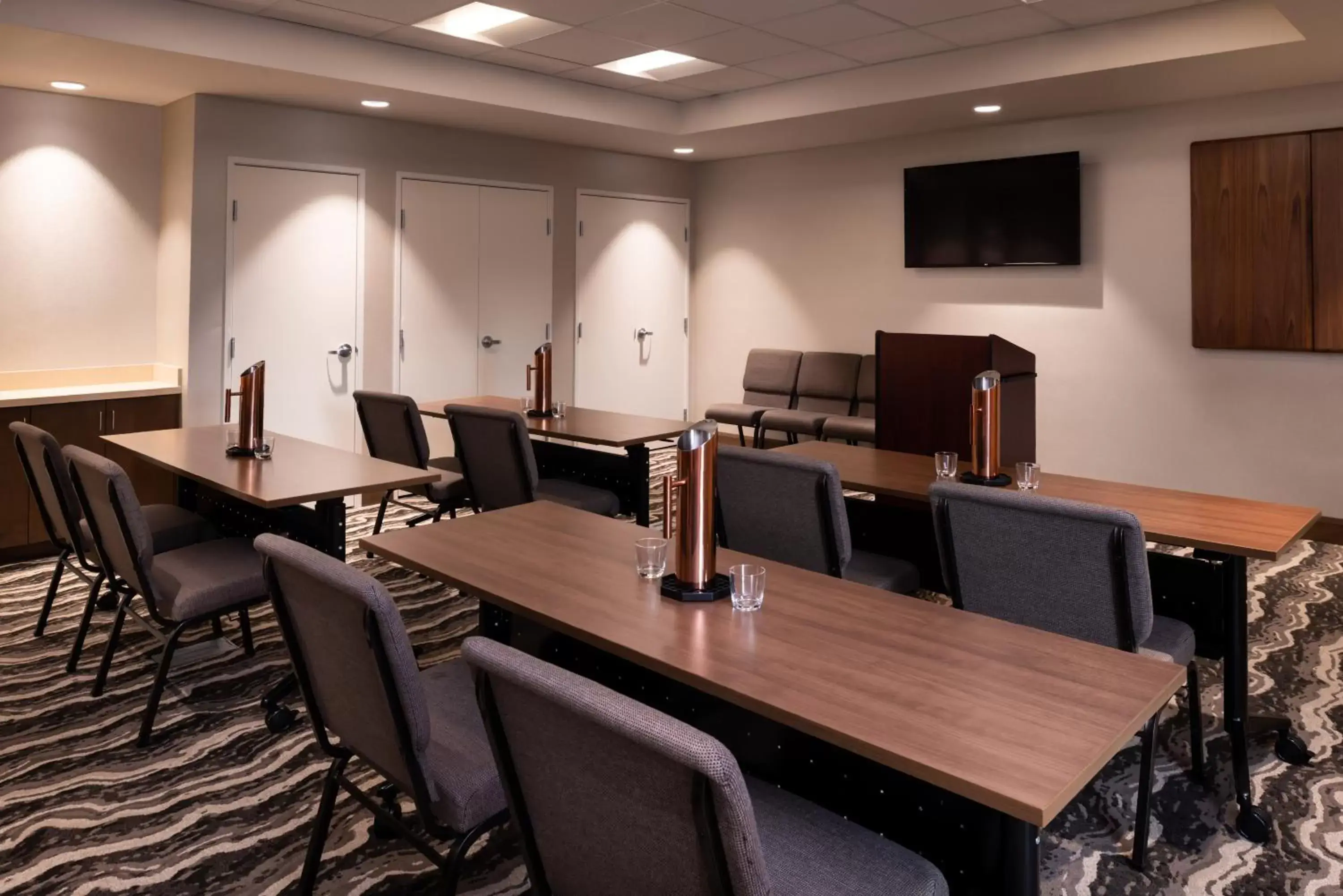 Meeting/conference room in Staybridge Suites - St George, an IHG Hotel