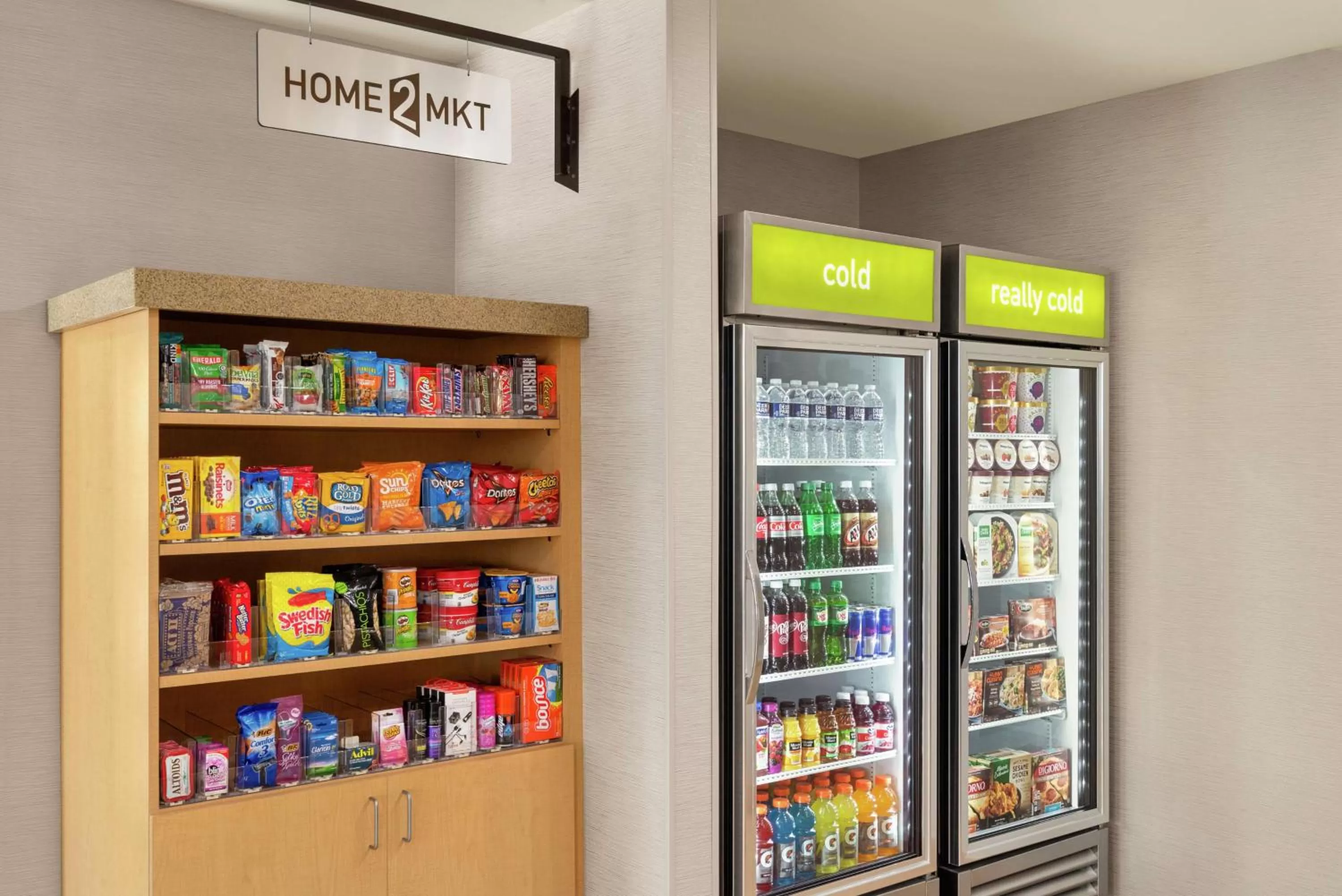 Dining area in Home2 Suites by Hilton Woodbridge Potomac Mills