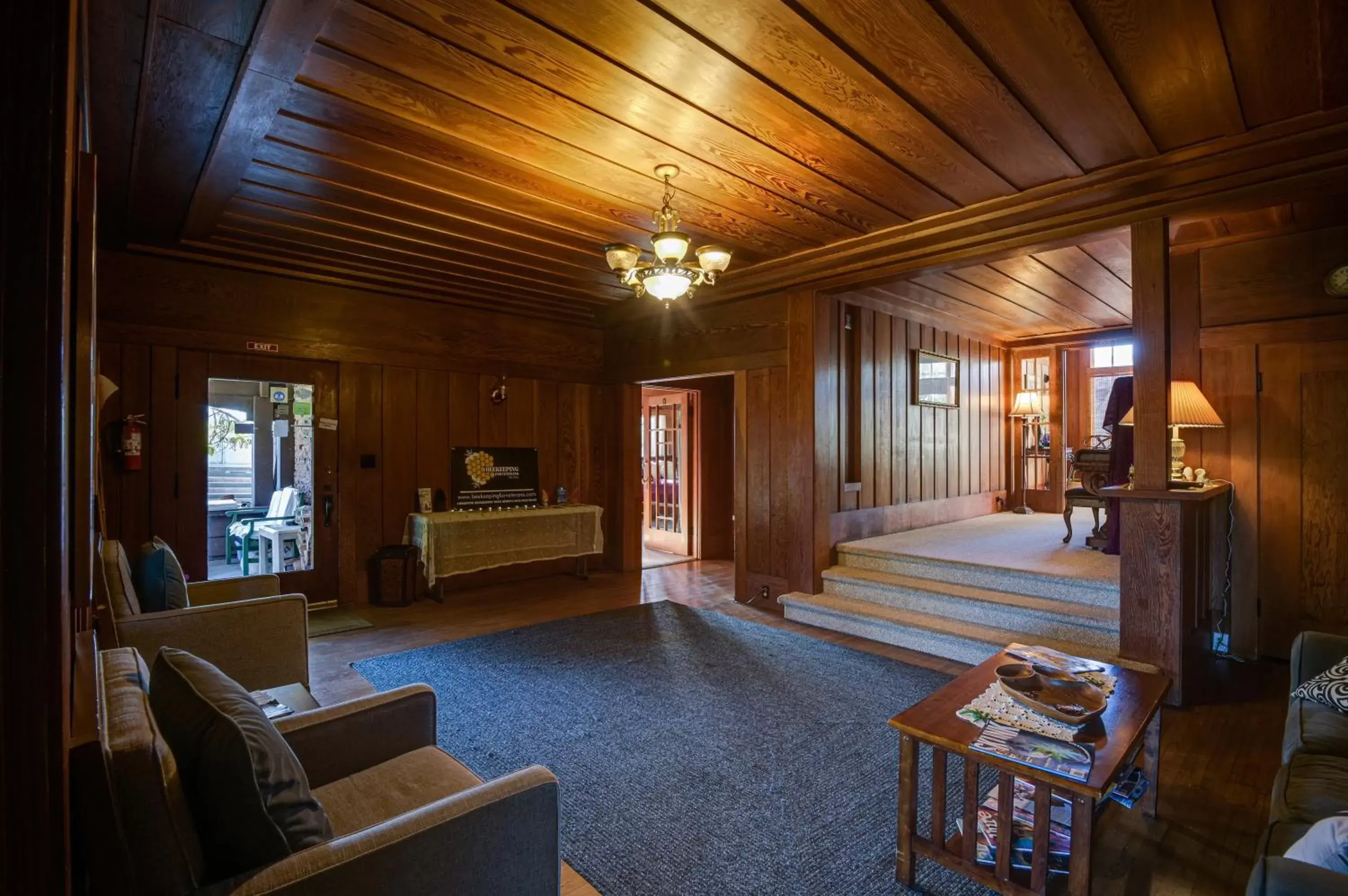 Living room, Lobby/Reception in The Captains Quarters