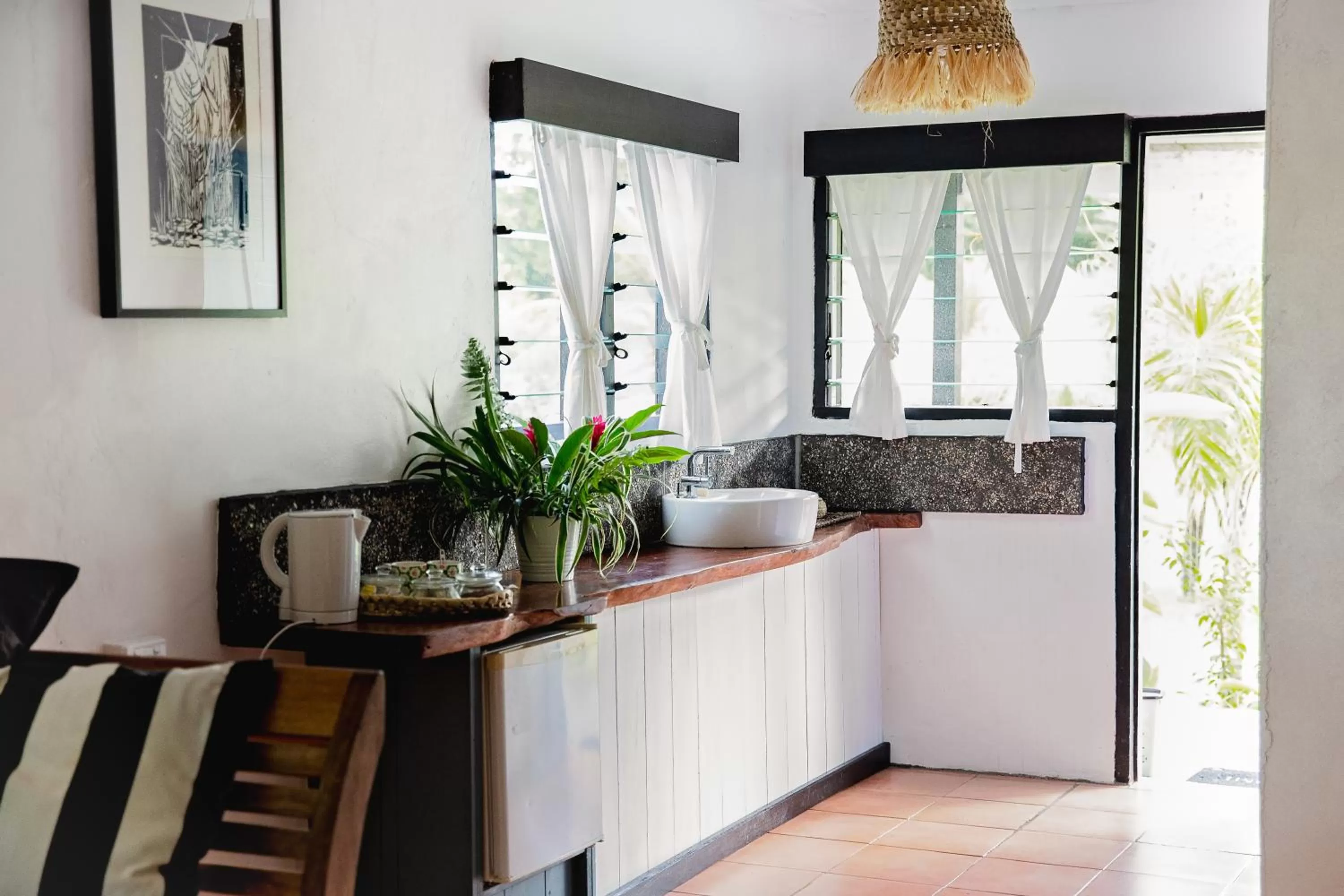 Coffee/tea facilities in Turtle Bay Lodge