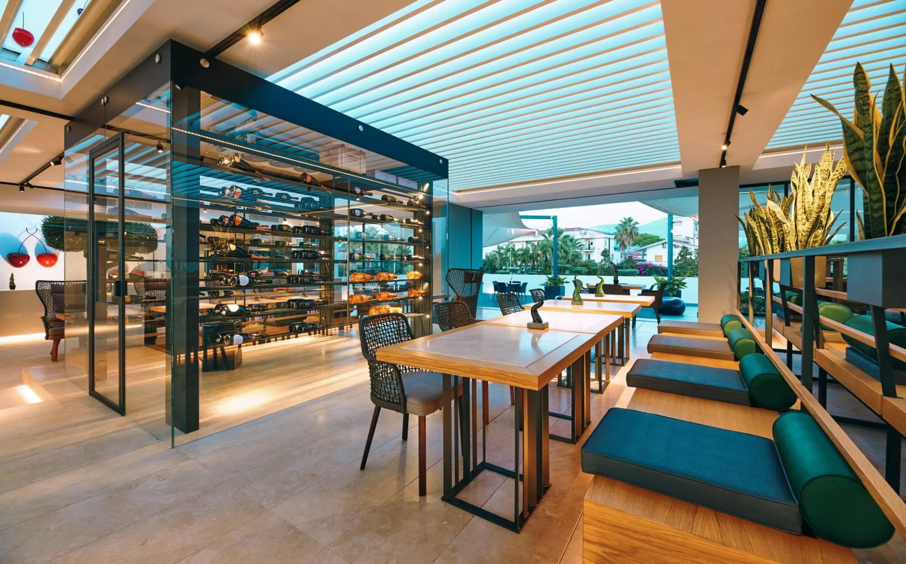Restaurant/places to eat, Lounge/Bar in Mec Paestum Hotel