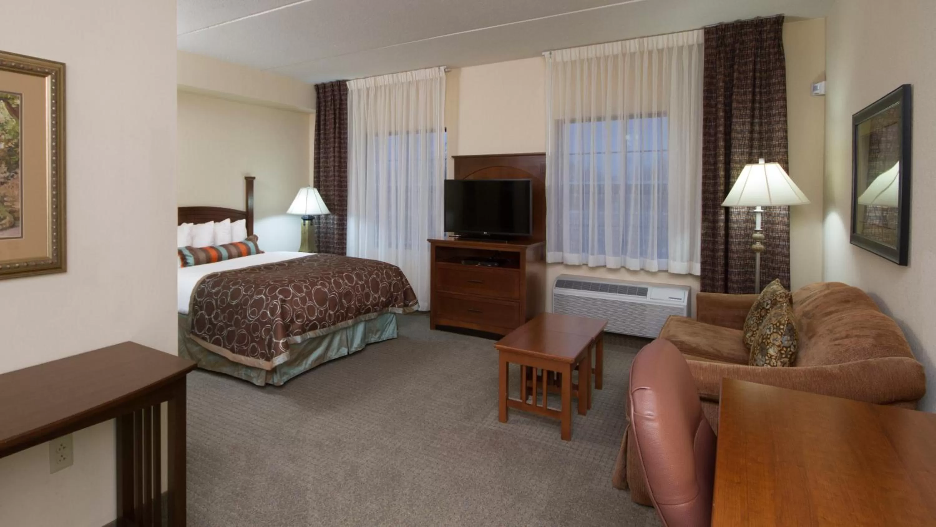 Photo of the whole room, Bed in Staybridge Suites Buffalo by IHG