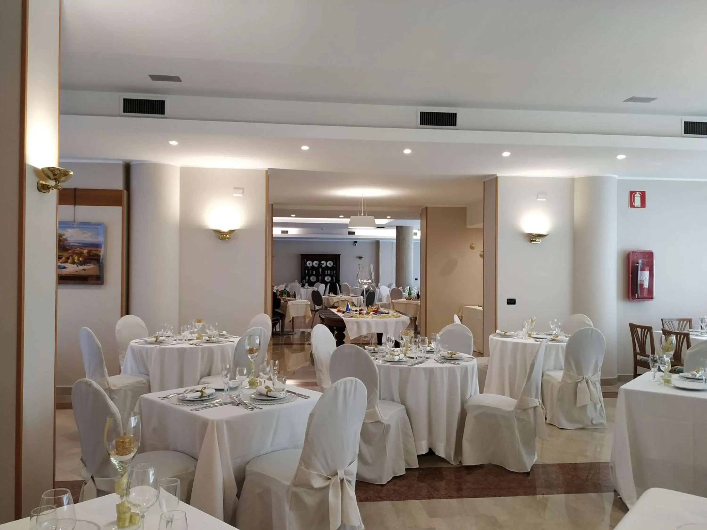 Restaurant/places to eat, Banquet Facilities in Best Western Hotel Dei Cavalieri