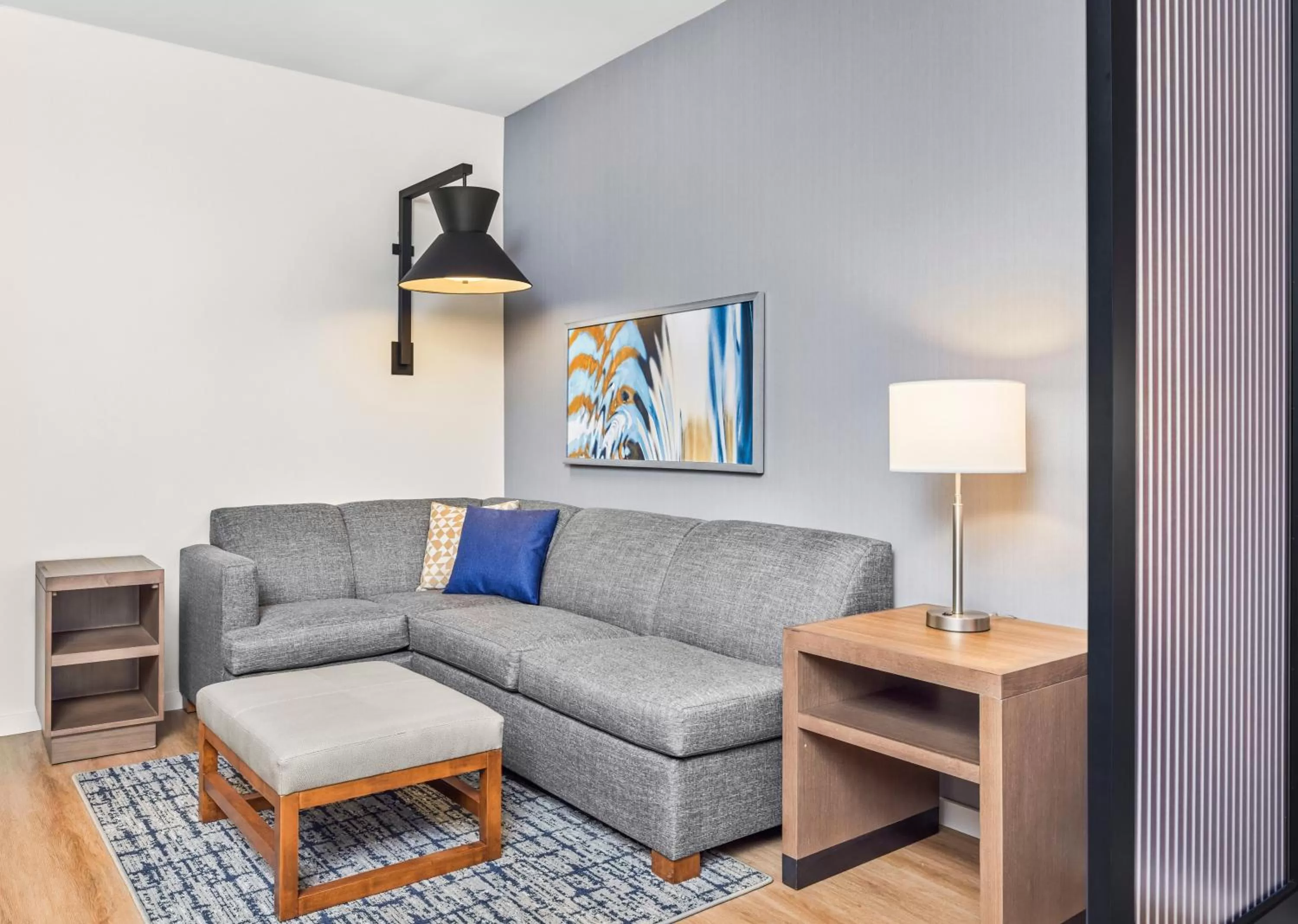 Bedroom in Hyatt Place Houston Medical Center