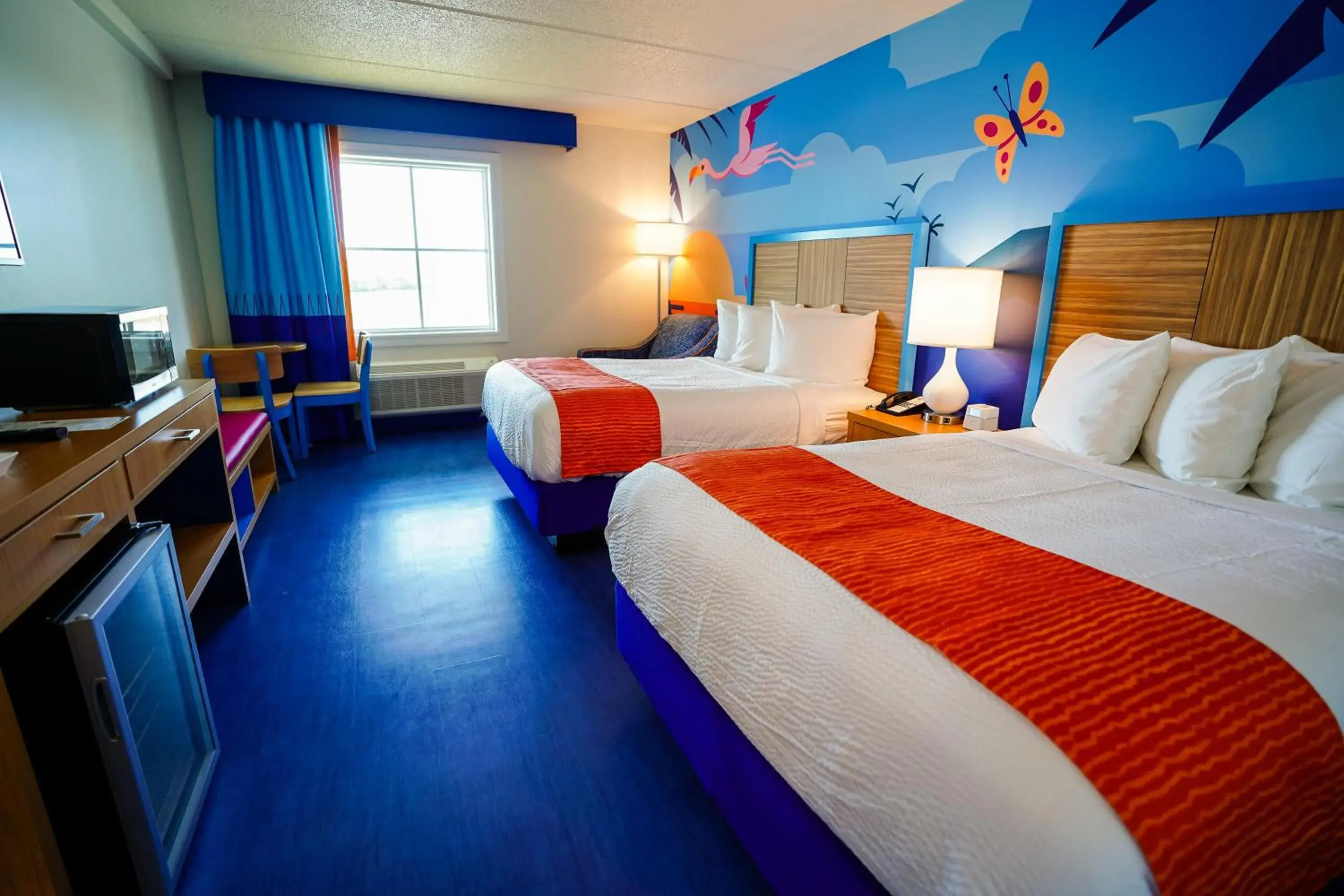 Bed in Cedar Point Castaway Bay Indoor Water Park