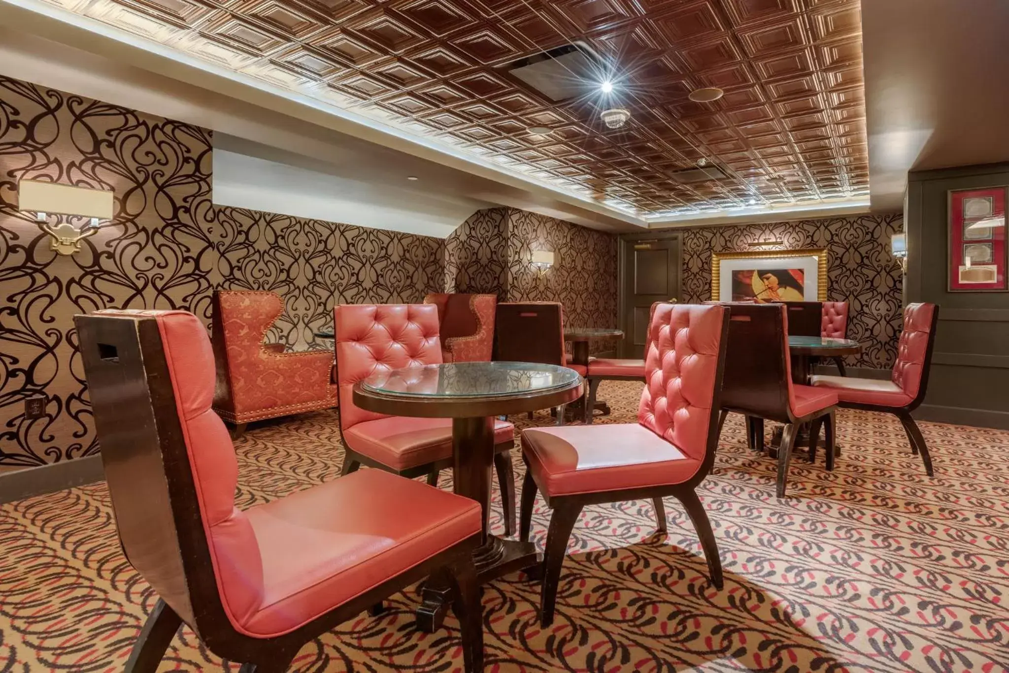 Lounge or bar, Lounge/Bar in Omni William Penn Hotel