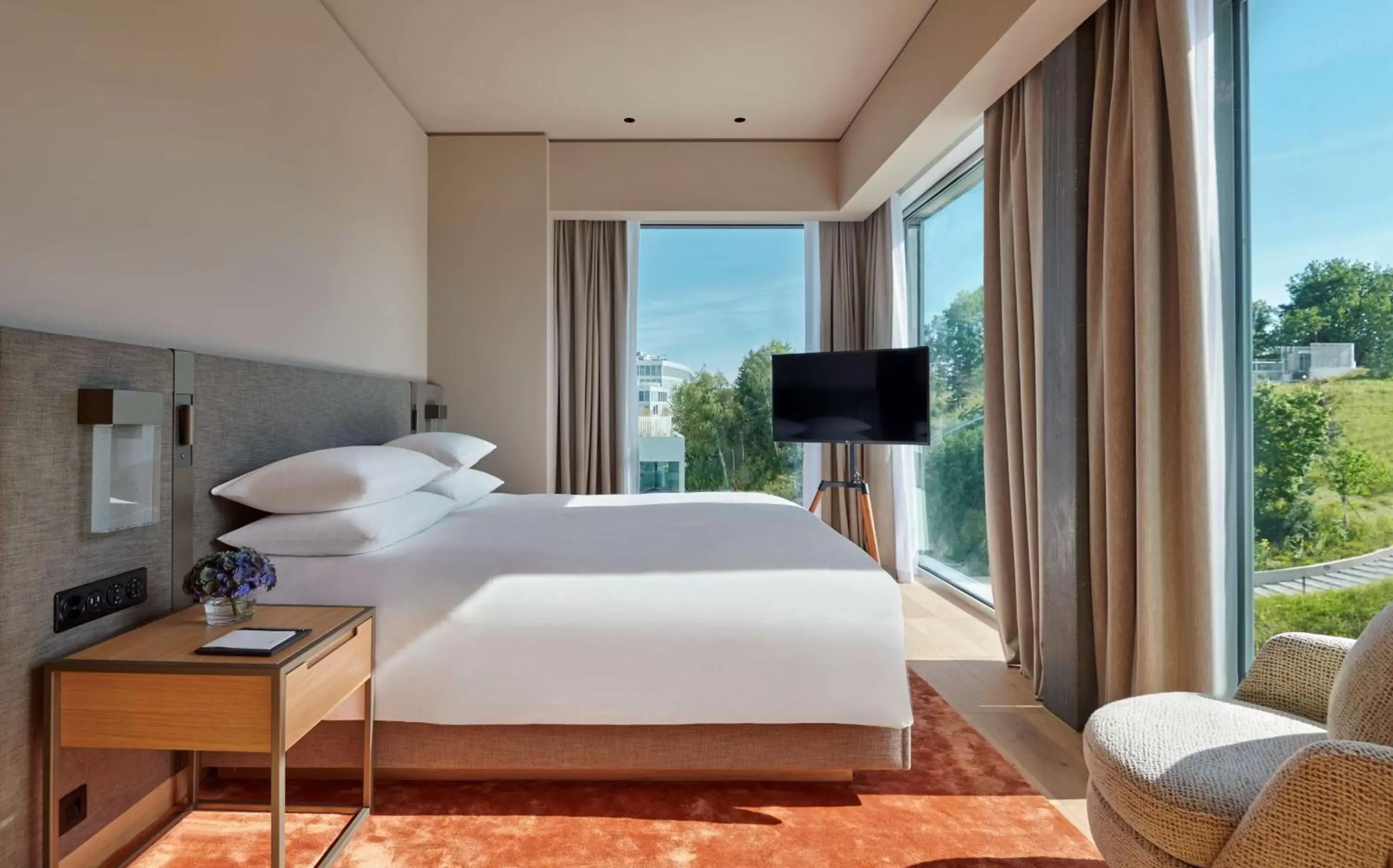 Bed in Hyatt Regency Zurich Airport Circle Bed in Hyatt Regency Zurich Airport Circle