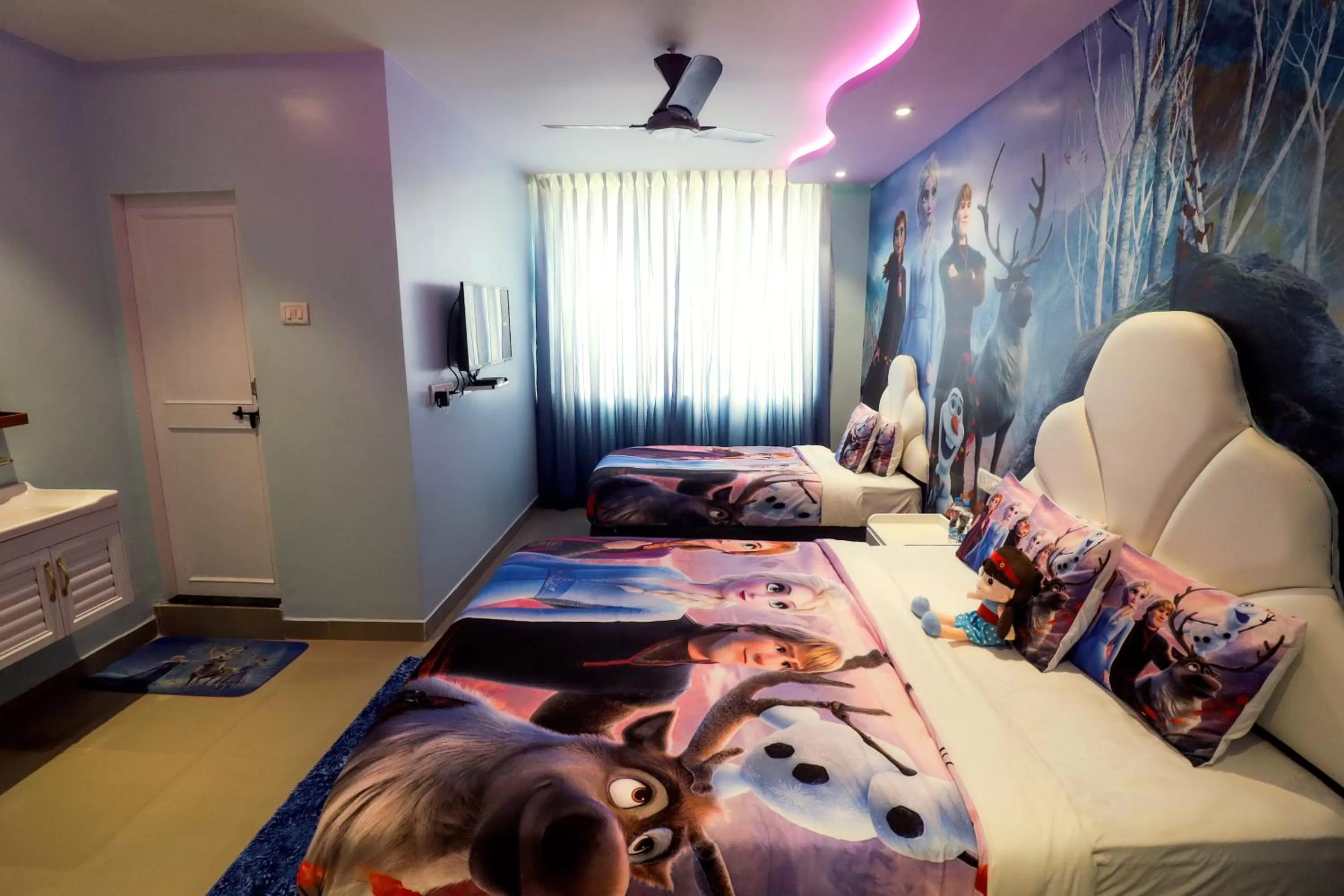 Bedroom in Hotel Greek Glory