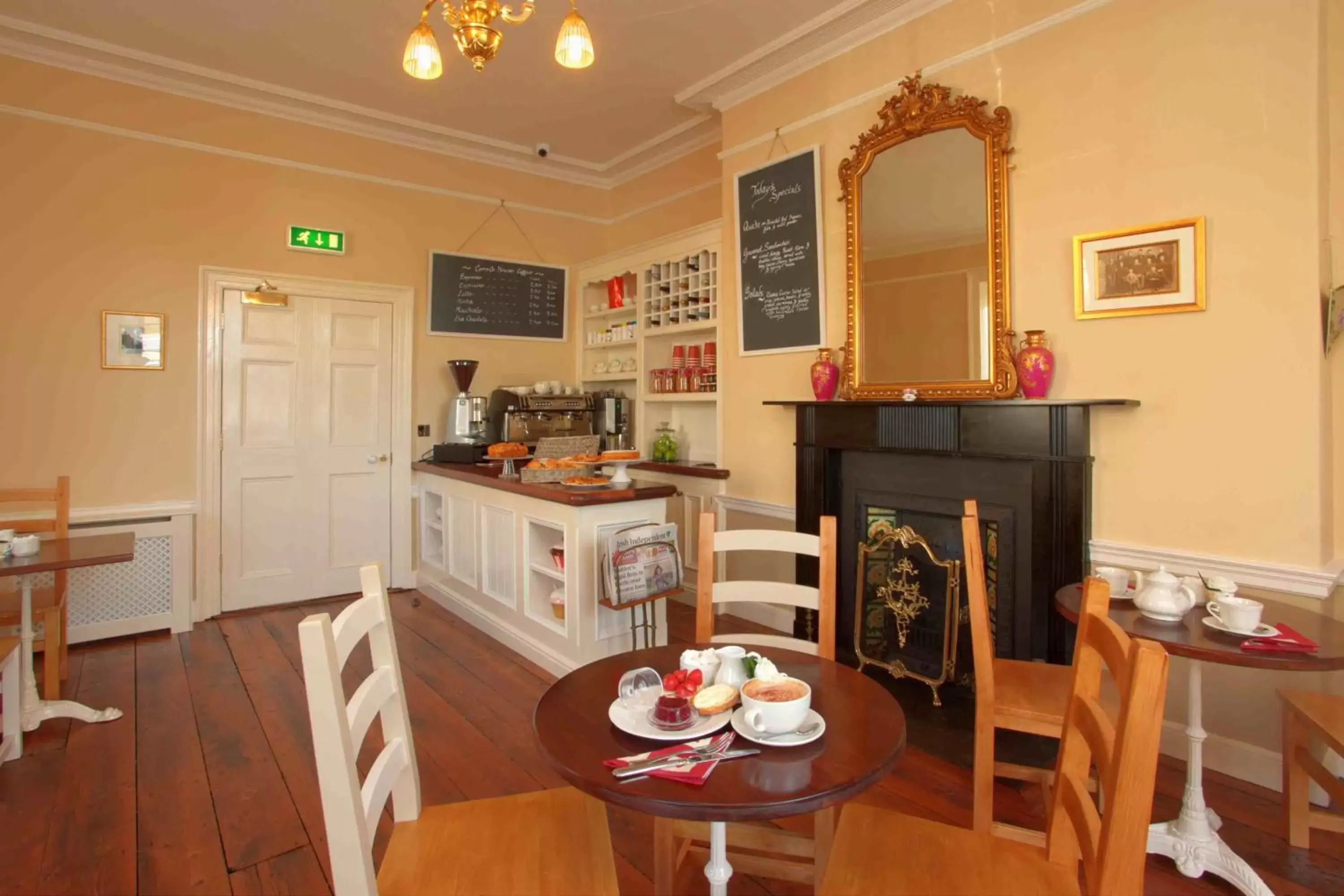 Lunch, Restaurant/Places to Eat in Corrib House Guest Accommodation