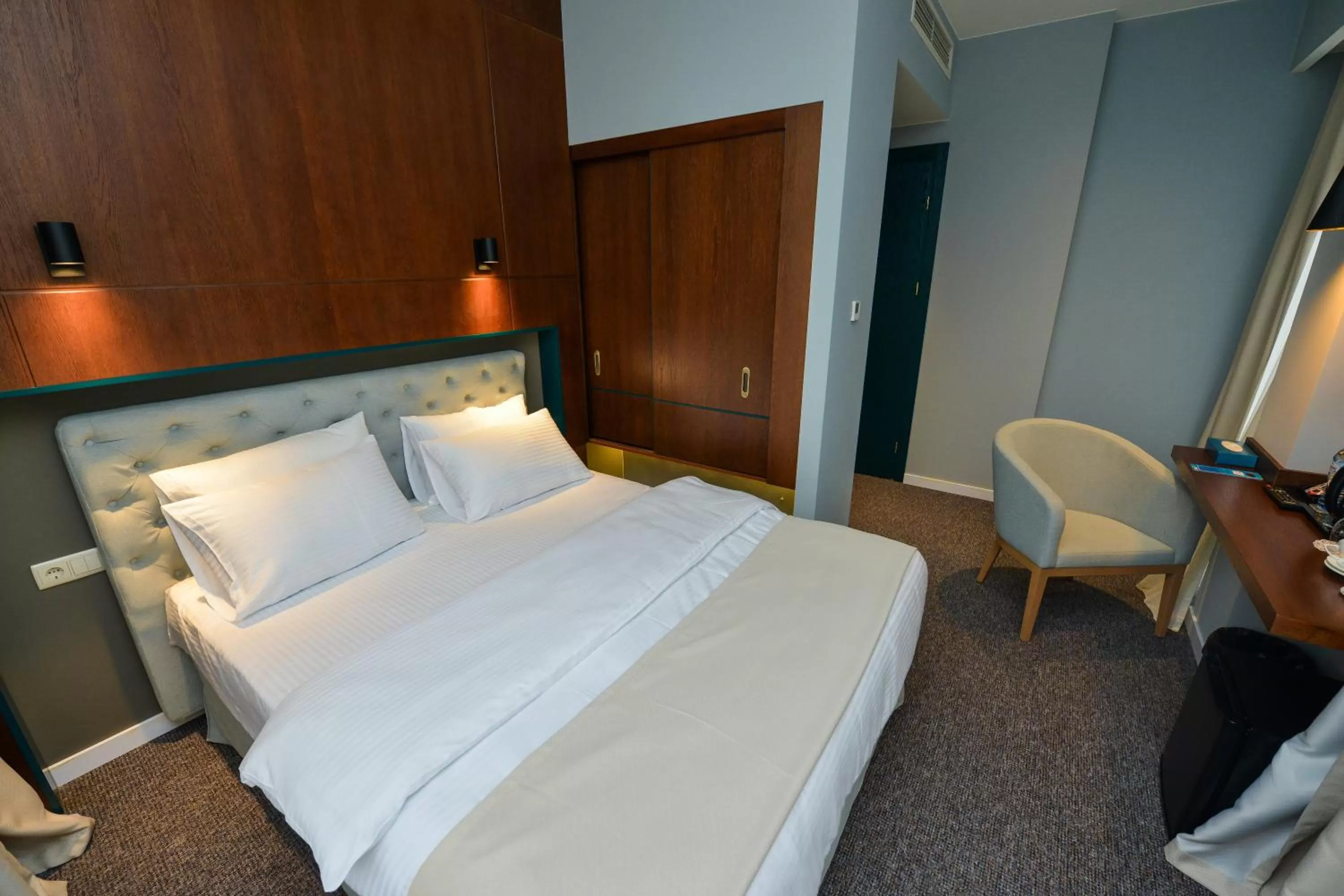 Photo of the whole room, Bed in River View Hotel Tbilisi