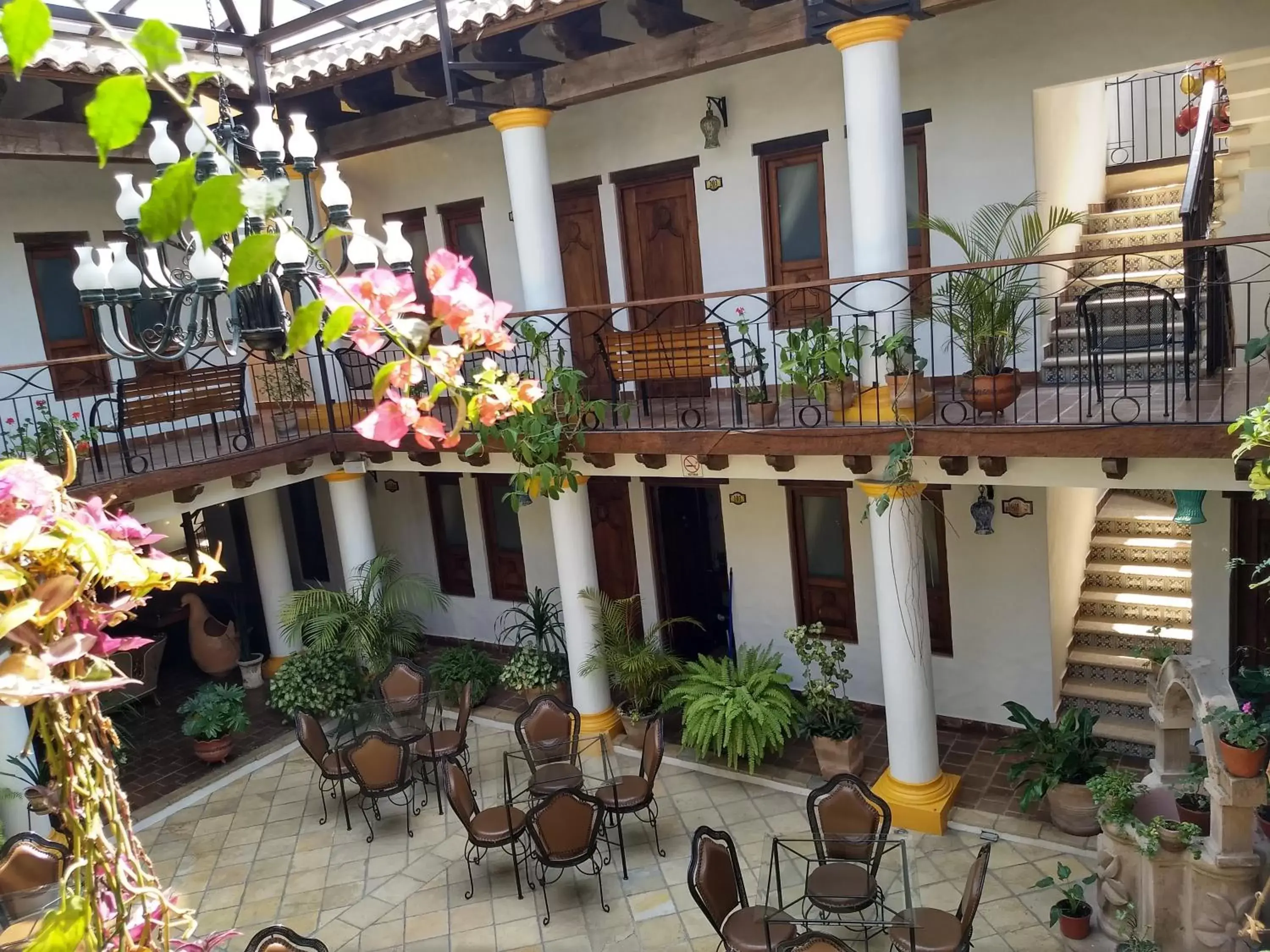 Patio in Hotel Grand Maria