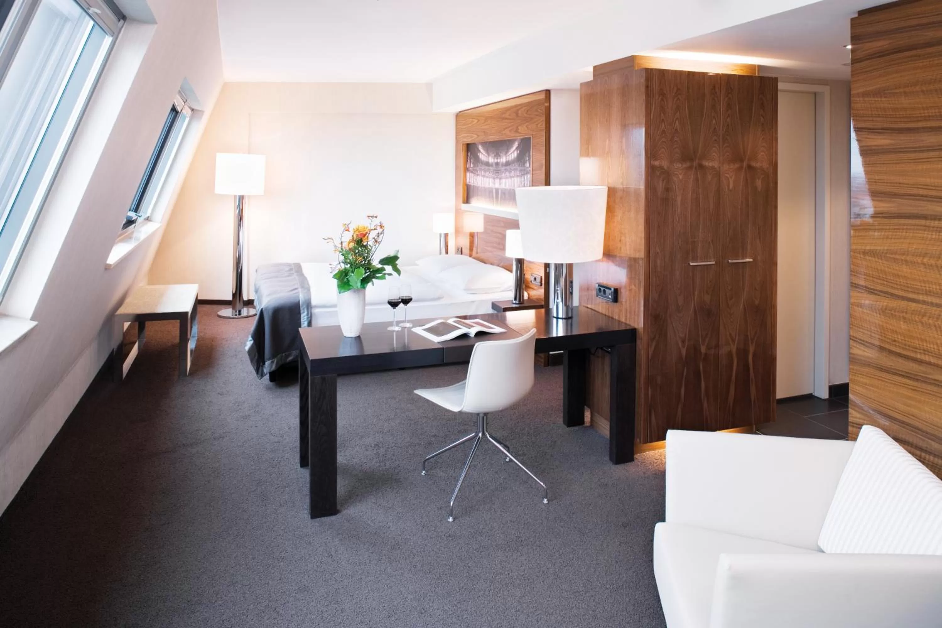 Photo of the whole room in MÖVENPICK Hotel Hamburg City