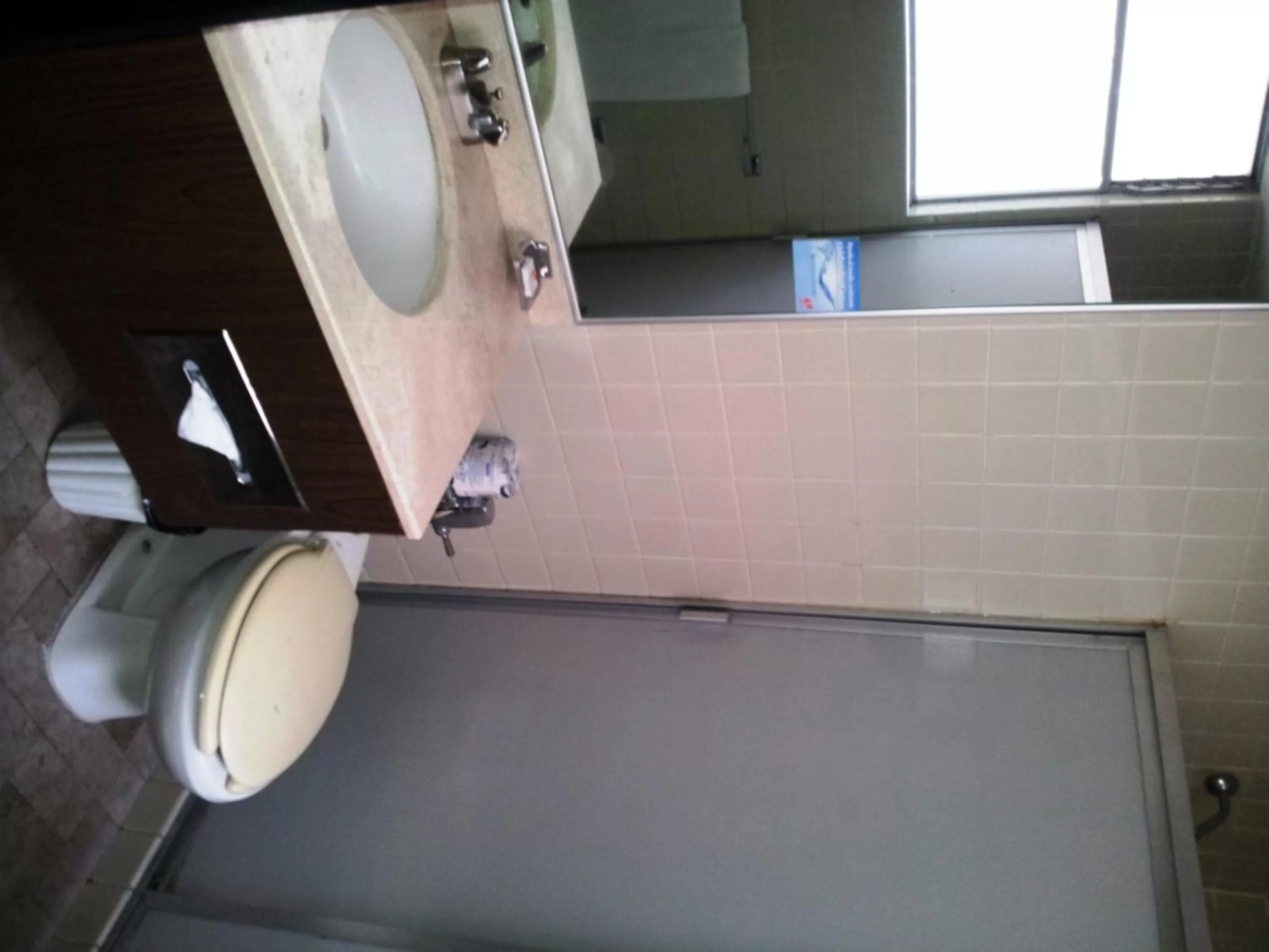 Bathroom in Corinto Hotel