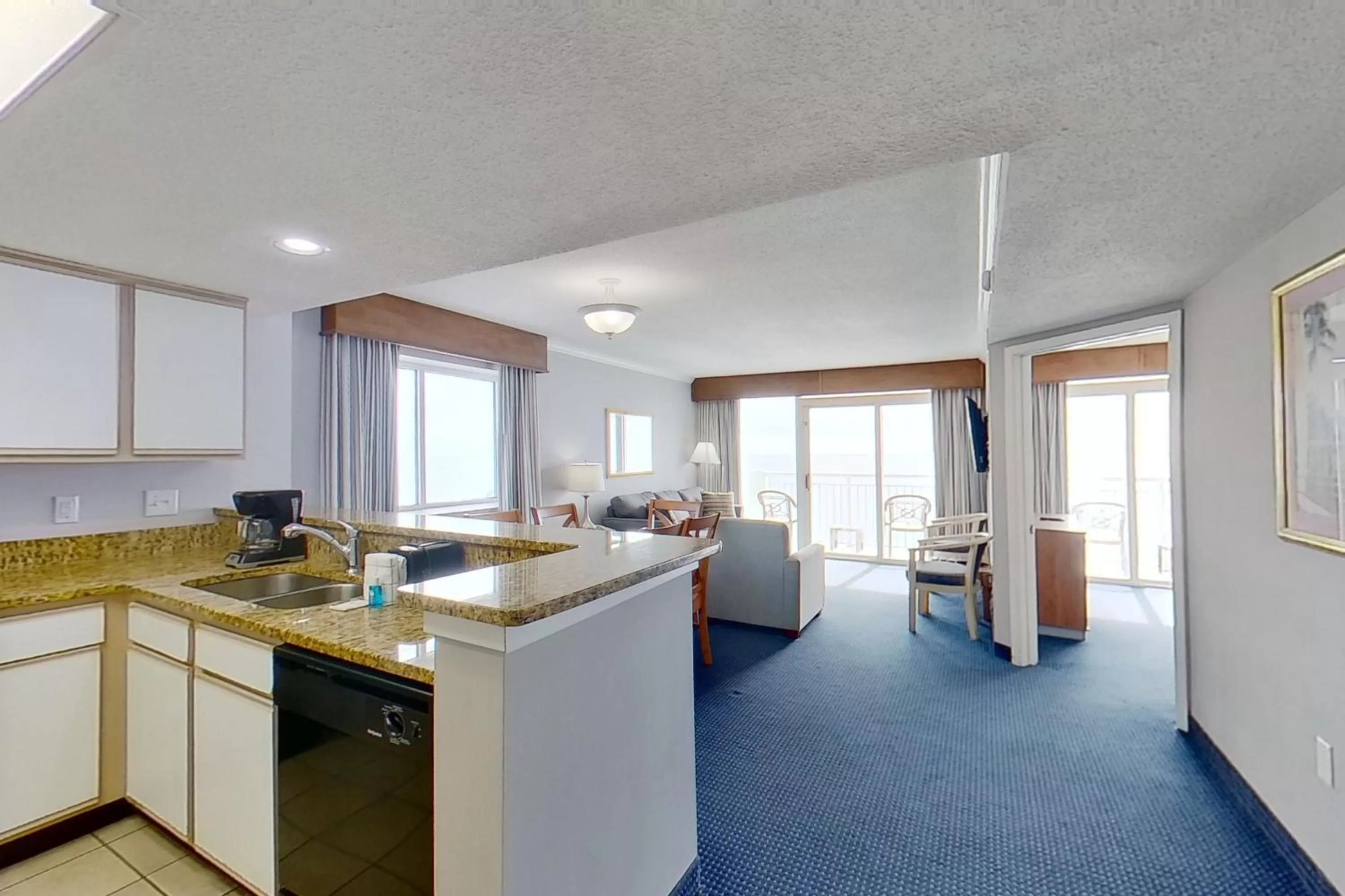 Three-Bedroom Apartment in Camelot by the Sea