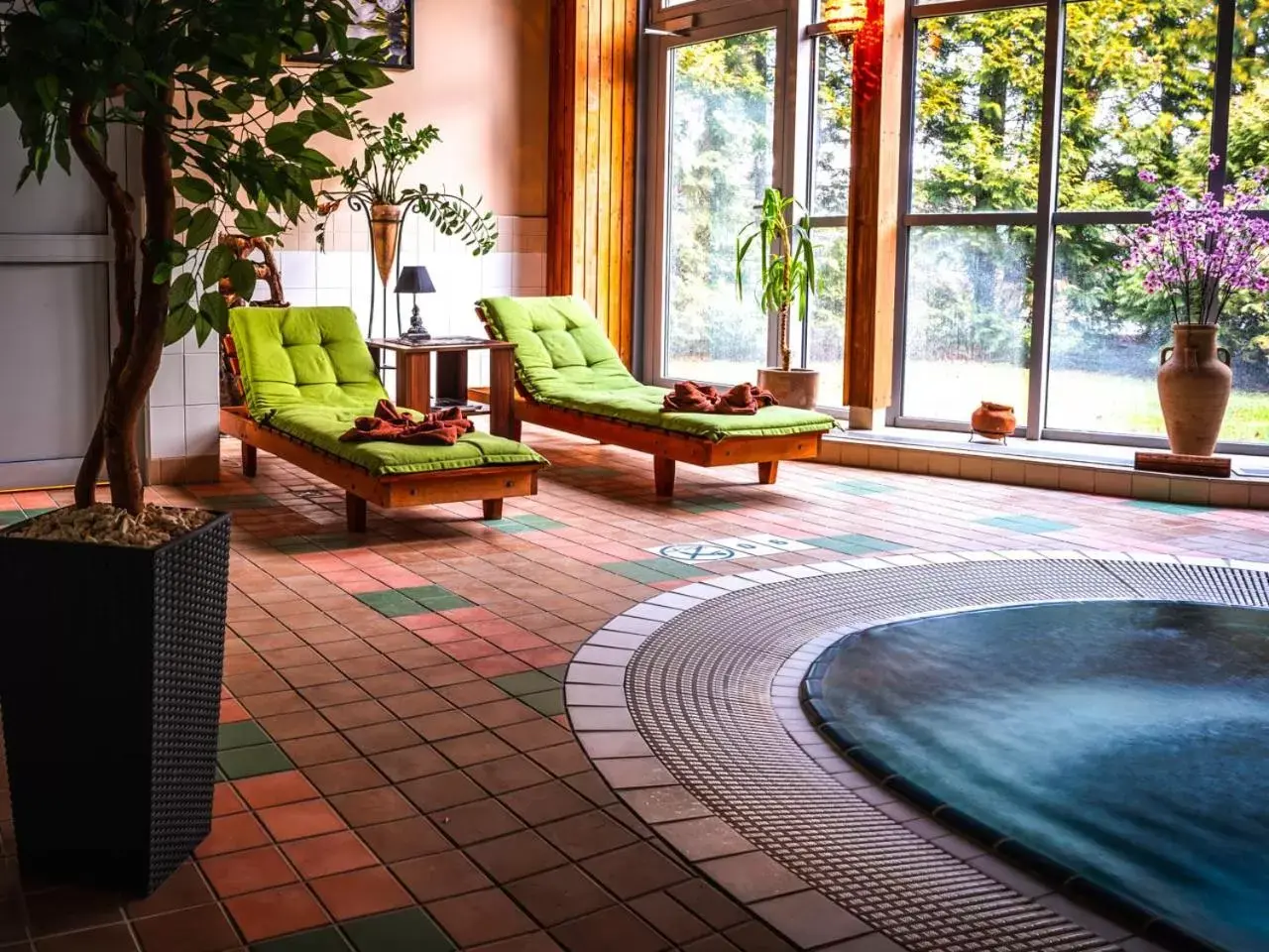 Hot Tub, Swimming Pool in Hotel Mrągowo Resort&Spa