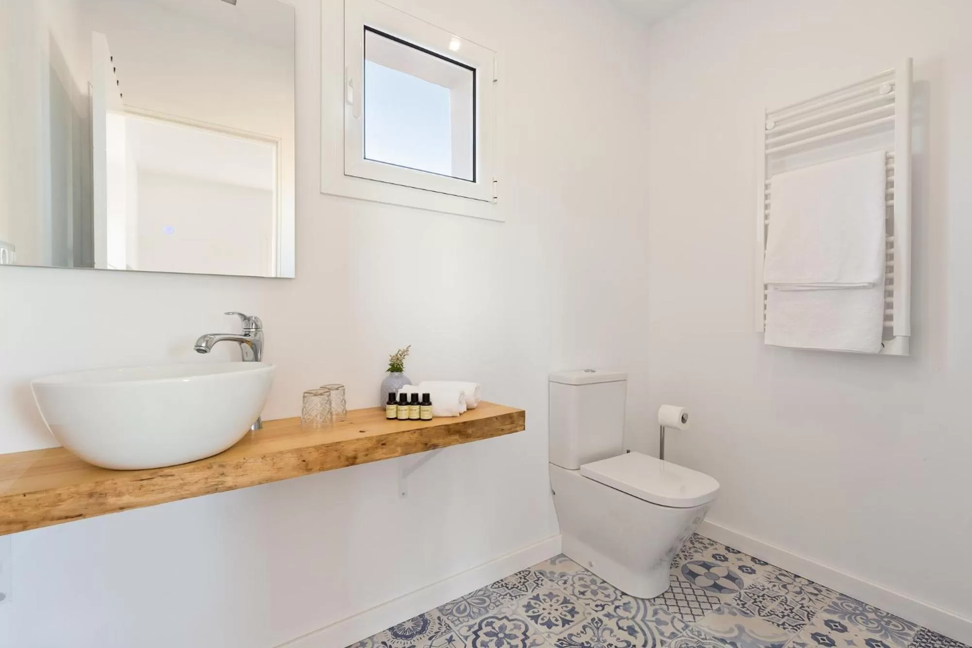 Bathroom in Masia Can Rovira - ESC1852