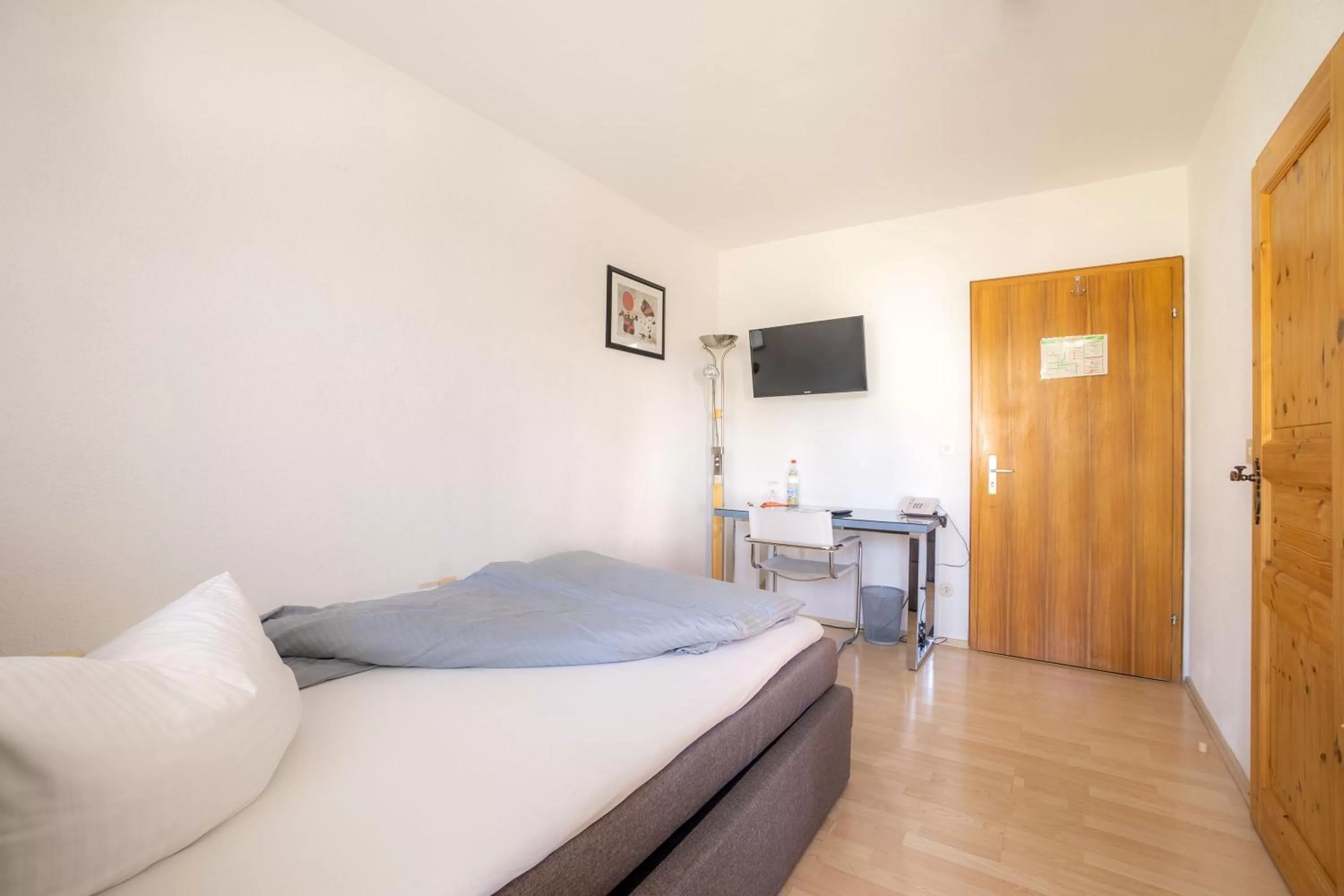 Photo of the whole room, Bed in Landhotel Weißer Hahn