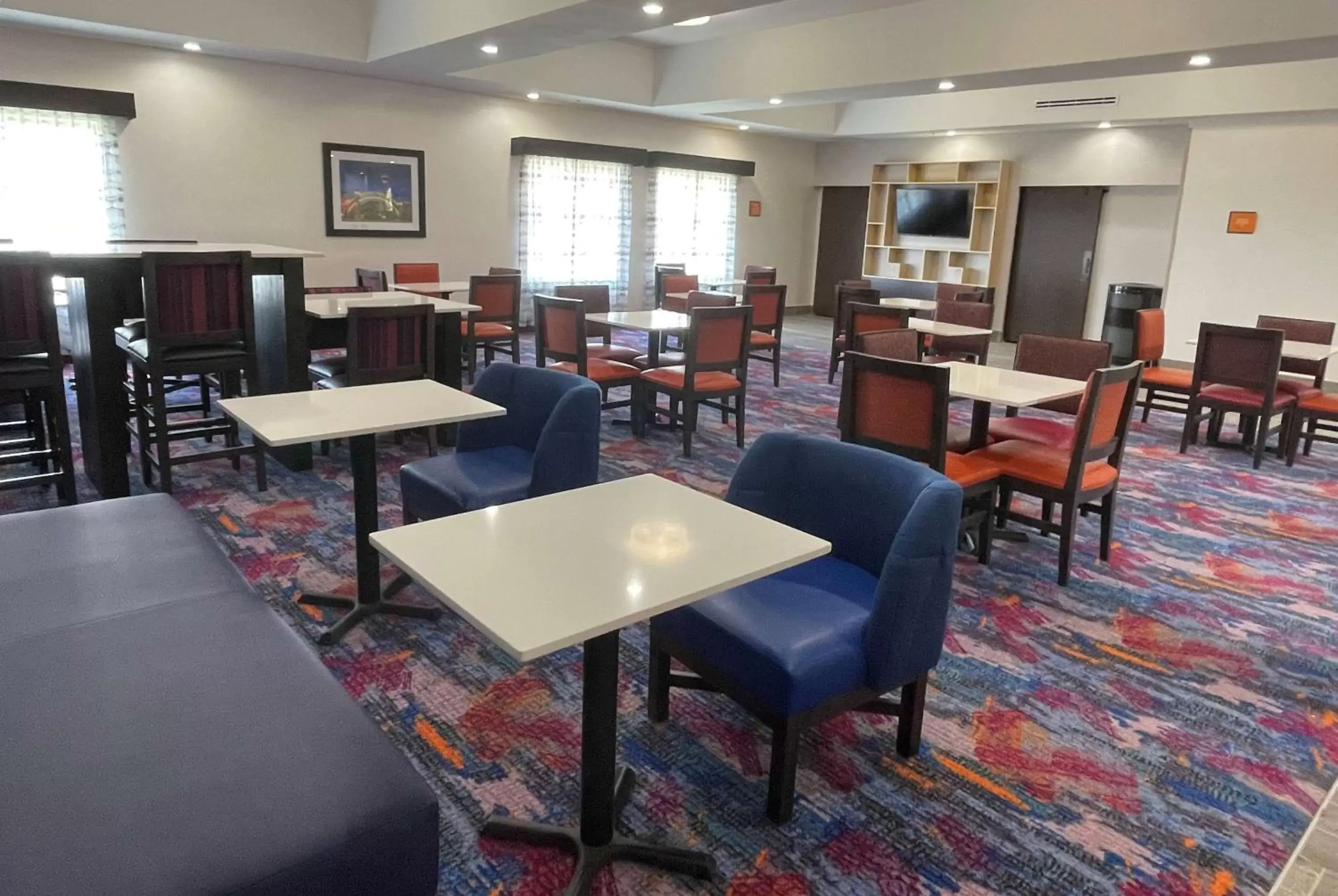 Breakfast in La Quinta Inn and Suites by Wyndham - Schertz Breakfast in La Quinta Inn and Suites by Wyndham - Schertz